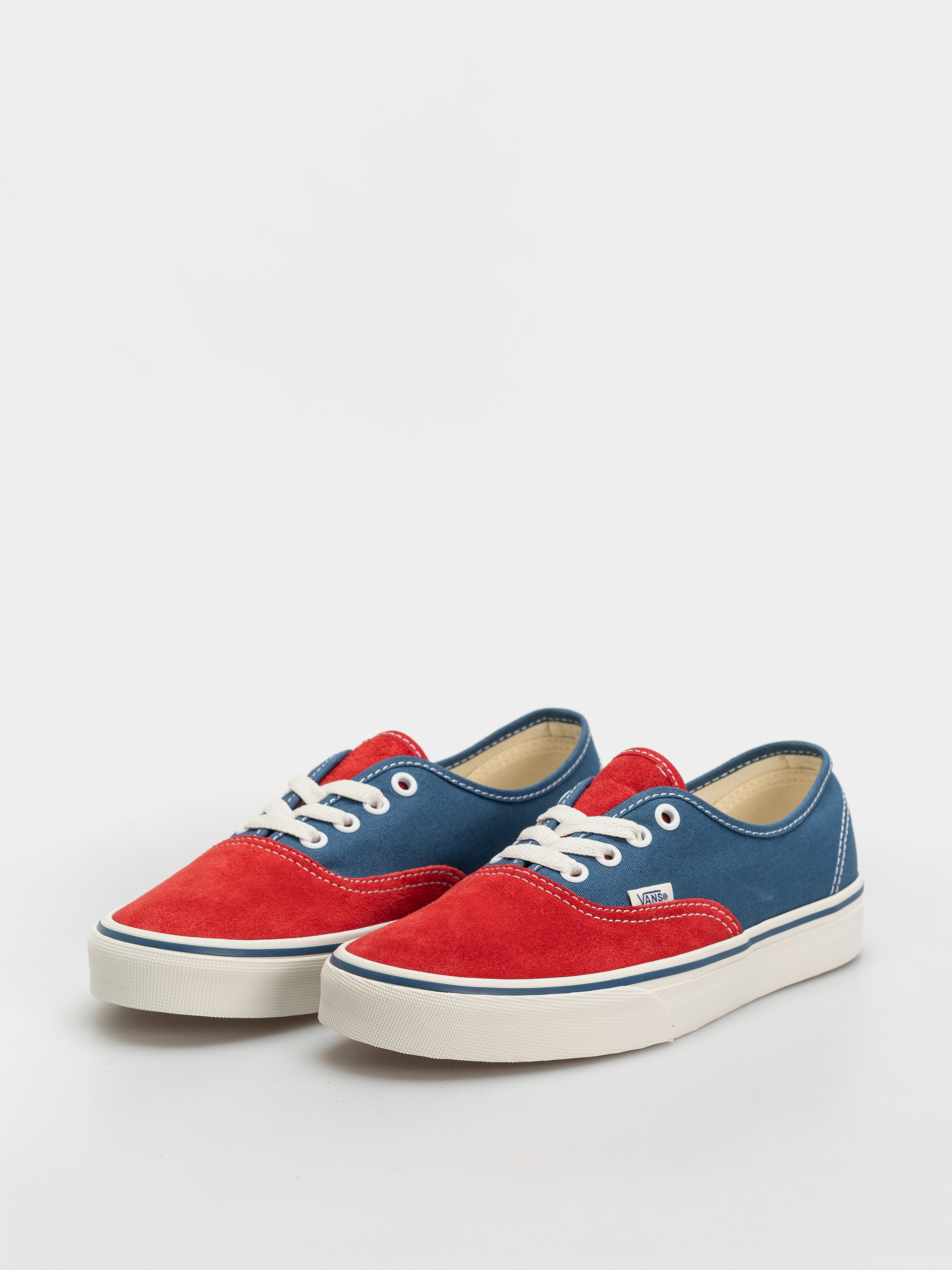 Vans Authentic Shoes (racing red)