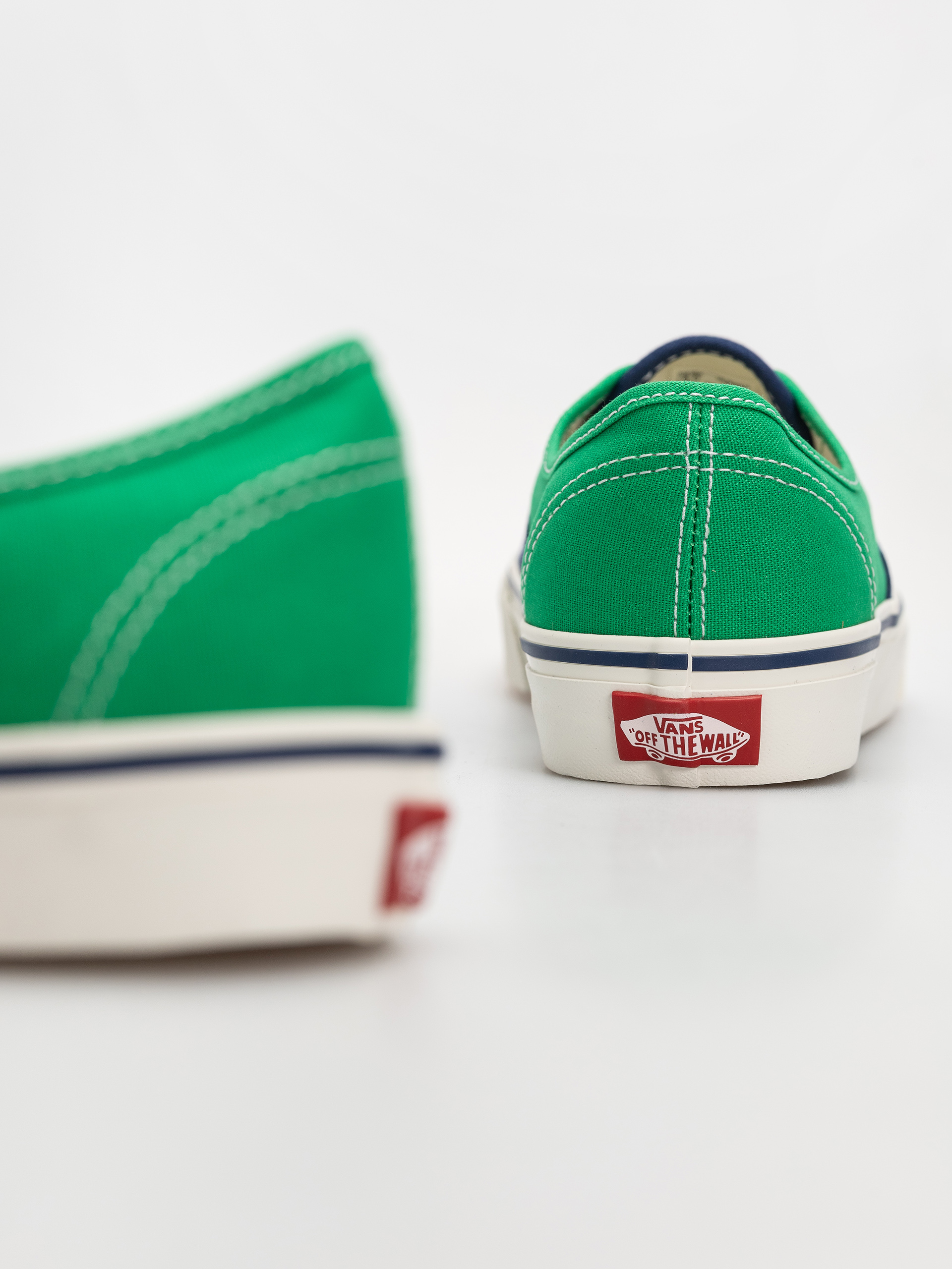 Vans Authentic Shoes (navy)