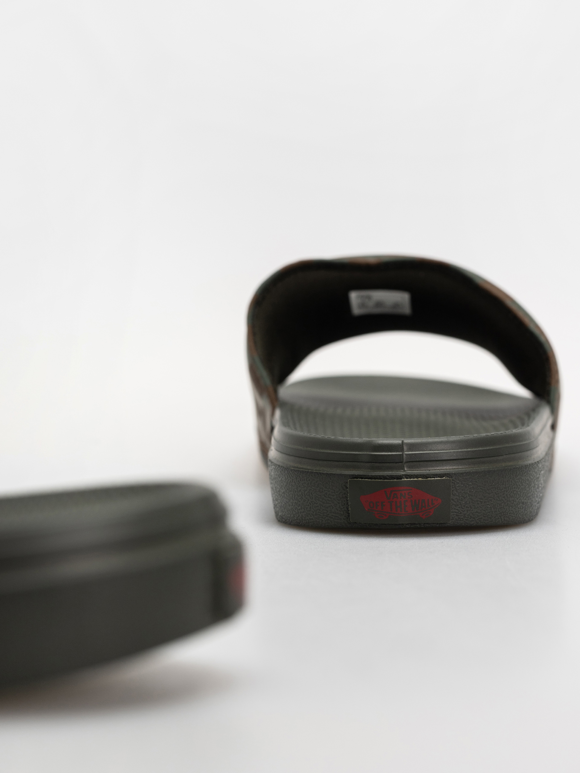 Vans La Costa Slide On Flip Flops (obsidian fern)