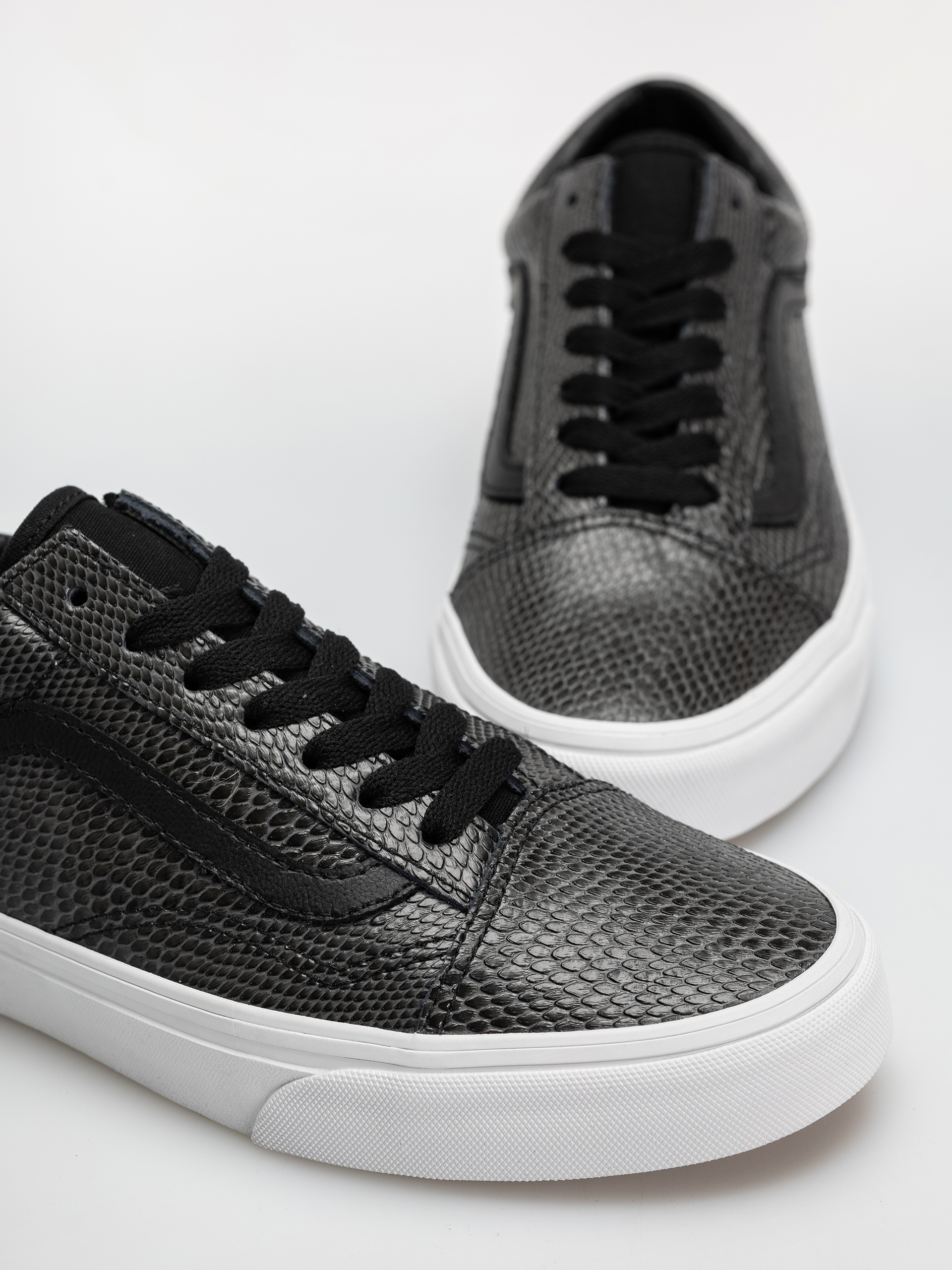 Vans Old Skool Shoes (black)