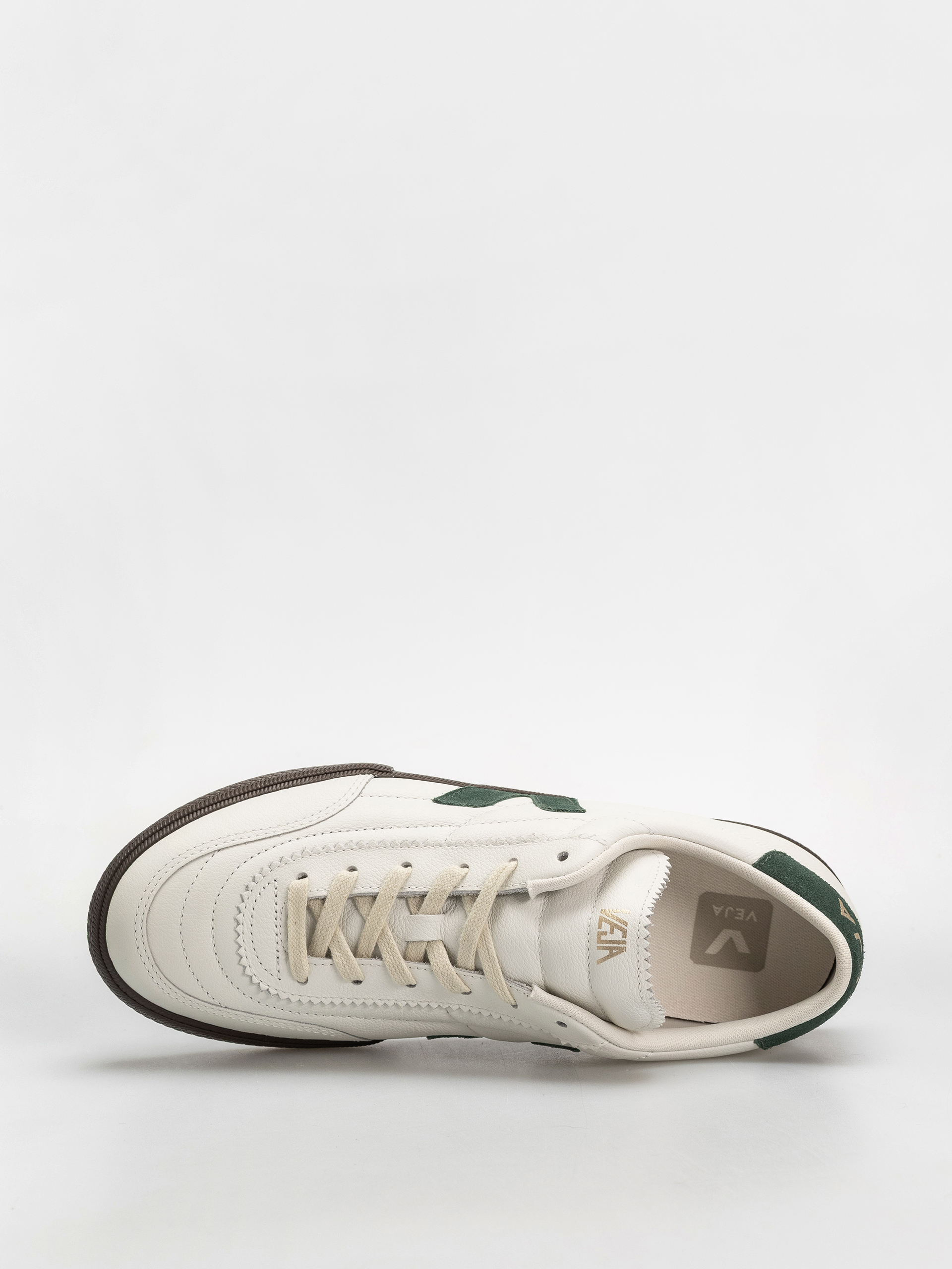 Veja Panenka Schuhe (white cyprus eagle)