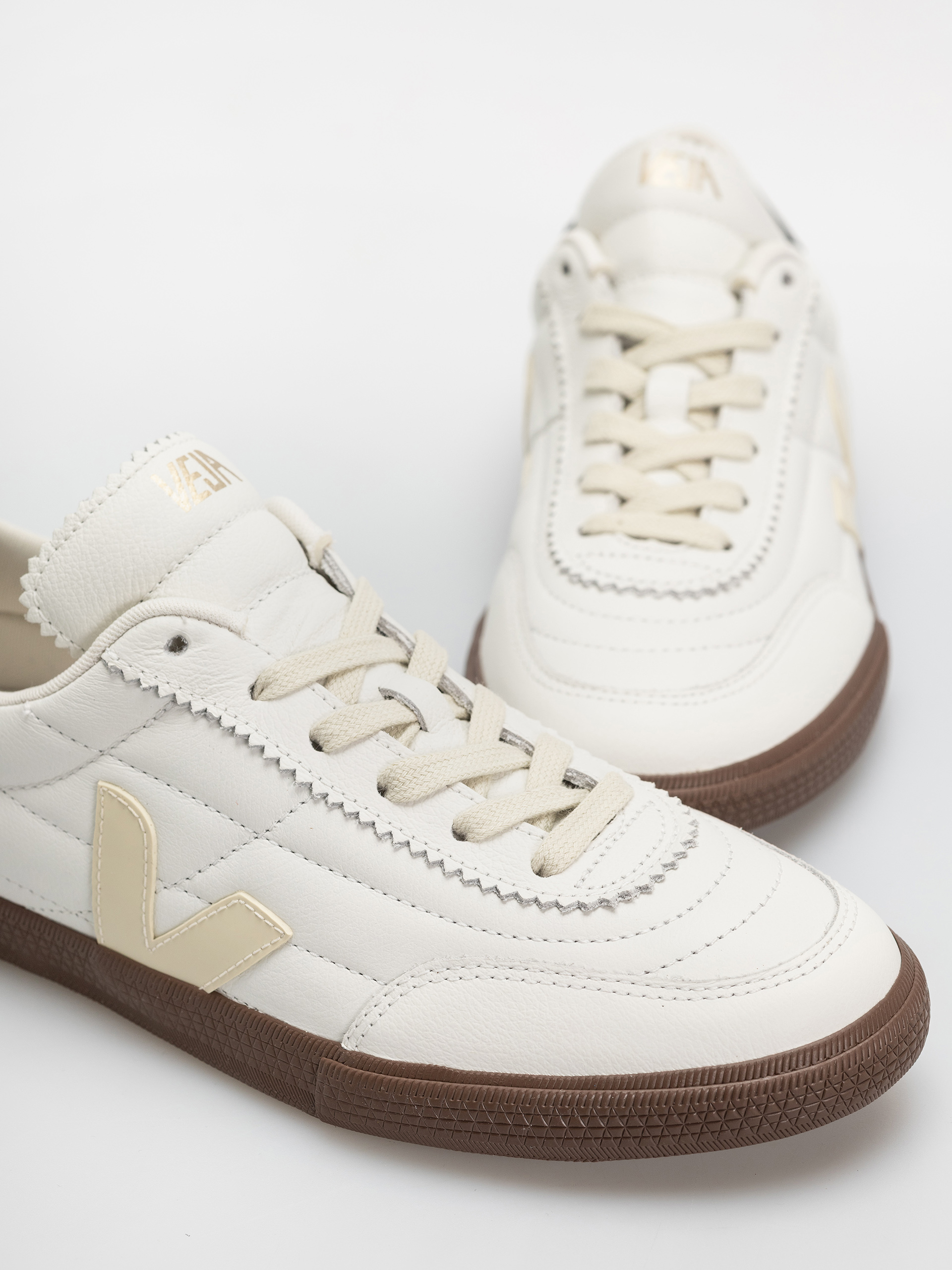 Veja Panenka Wmn Schuhe (white black bark)