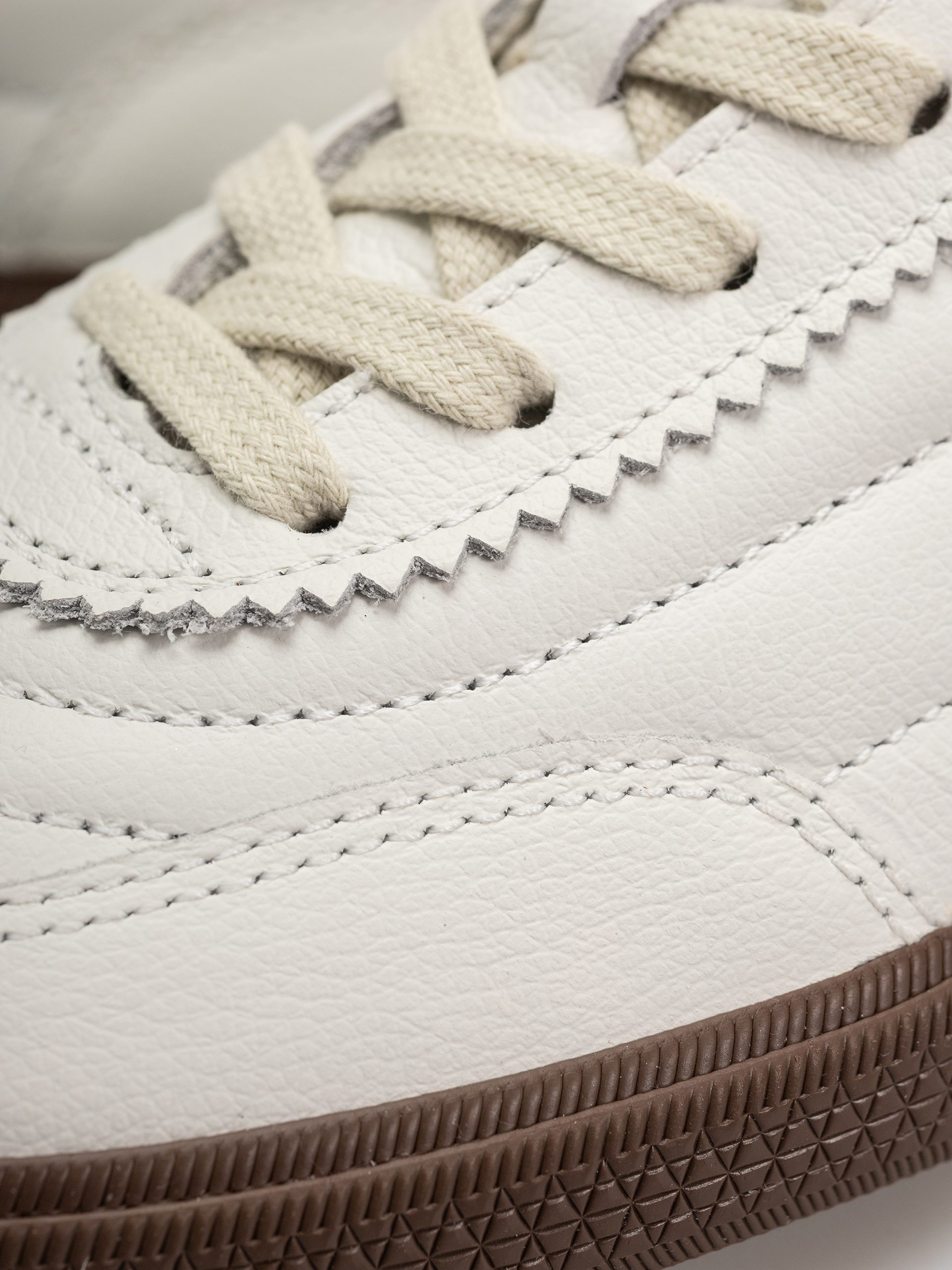 Veja Panenka Wmn Schuhe (white black bark)