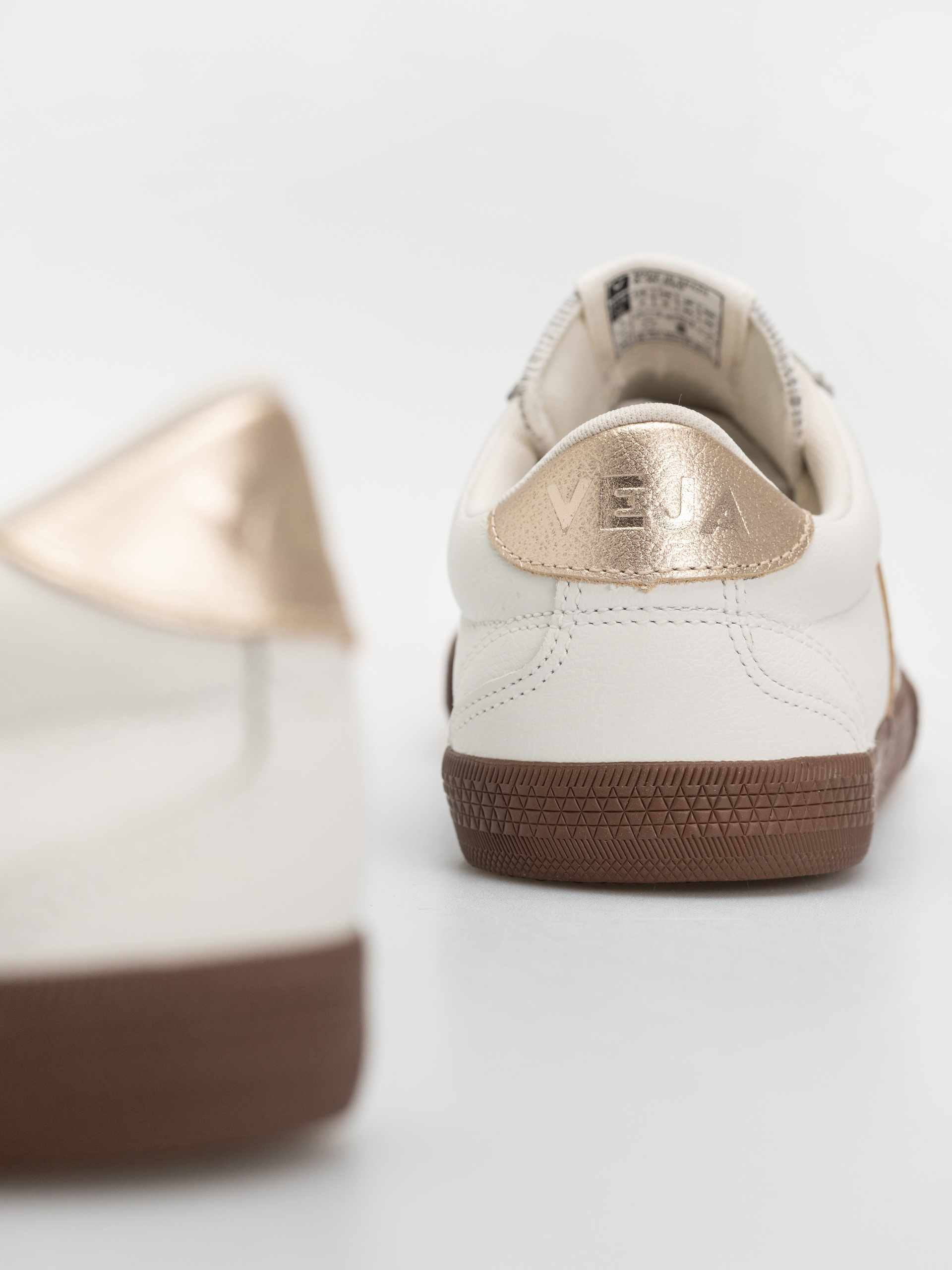 Veja Volley Wmn Schuhe (white platine bark)