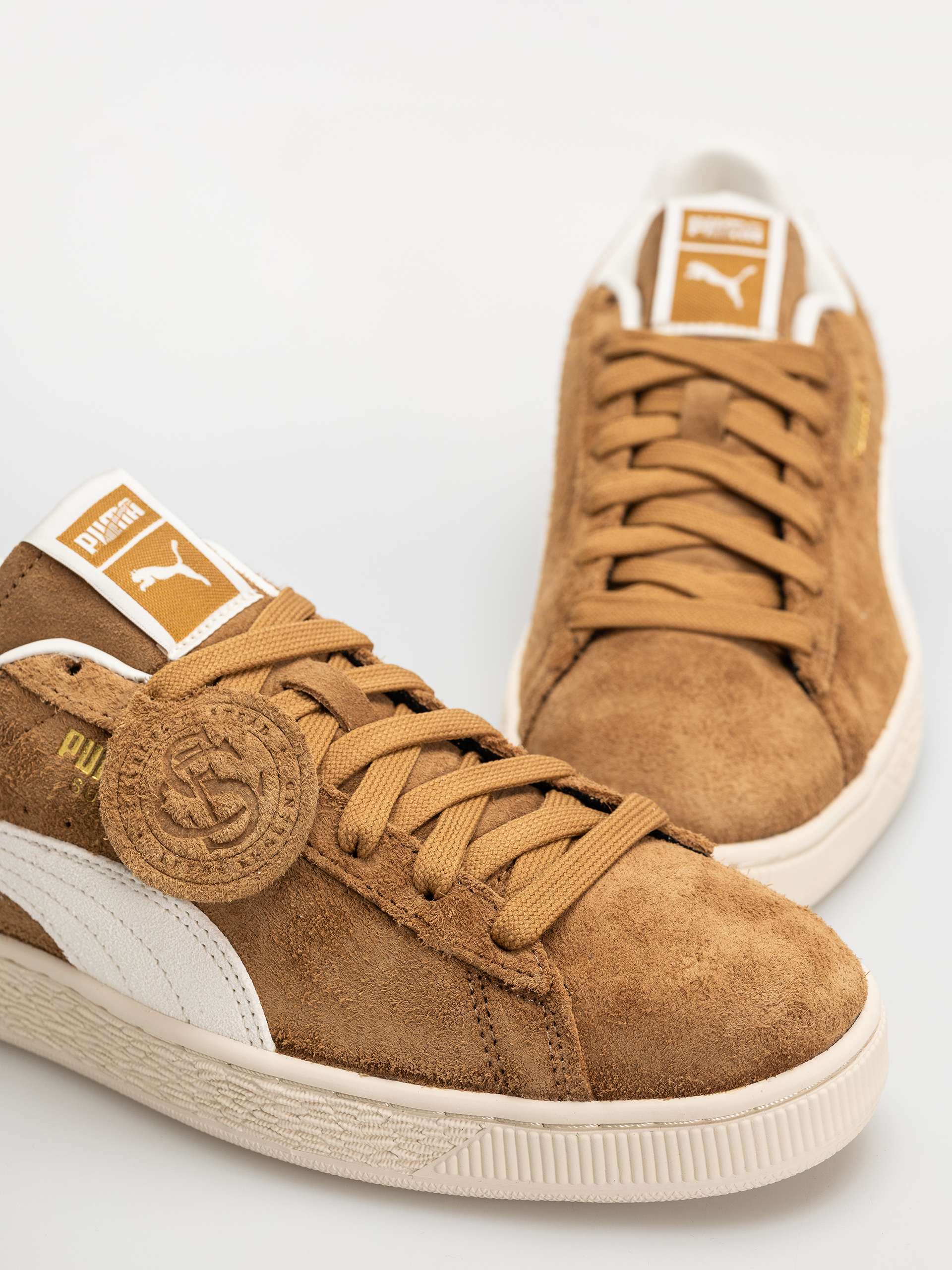 Puma Suede Charles F.Stead V Schuhe (honey butter/puma white)