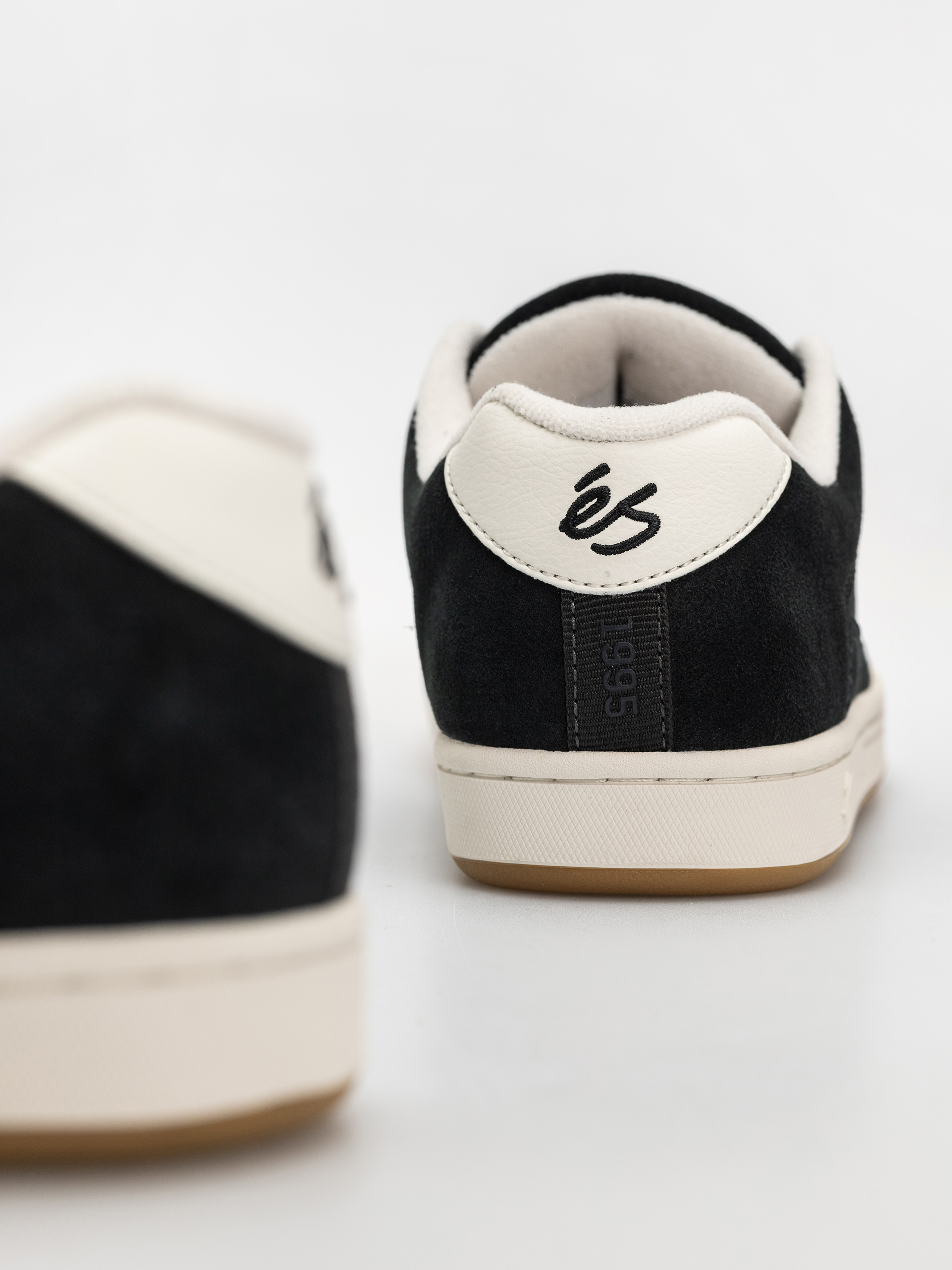 eS Accel Schuhe (black/white)