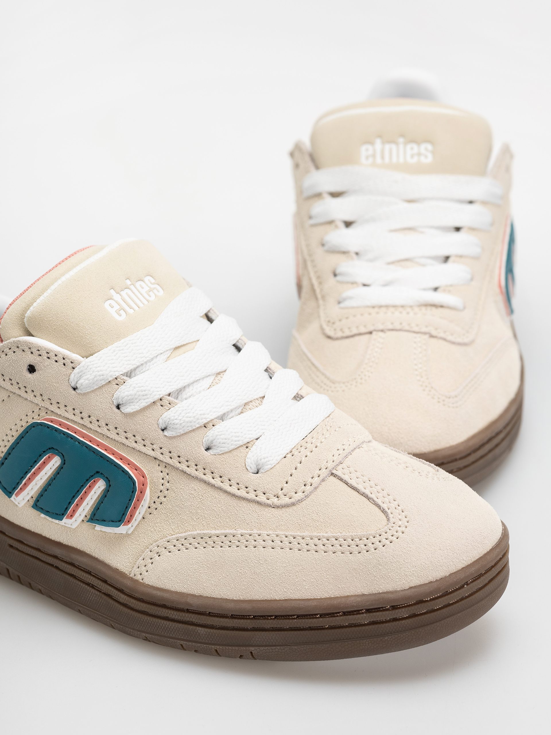 Etnies Locut Triple Tongue Schuhe (tan)