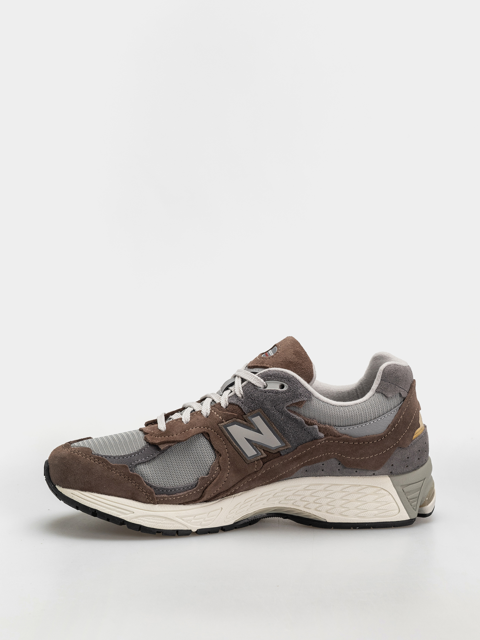 New Balance 2002 Shoes (cortado/raincloud)