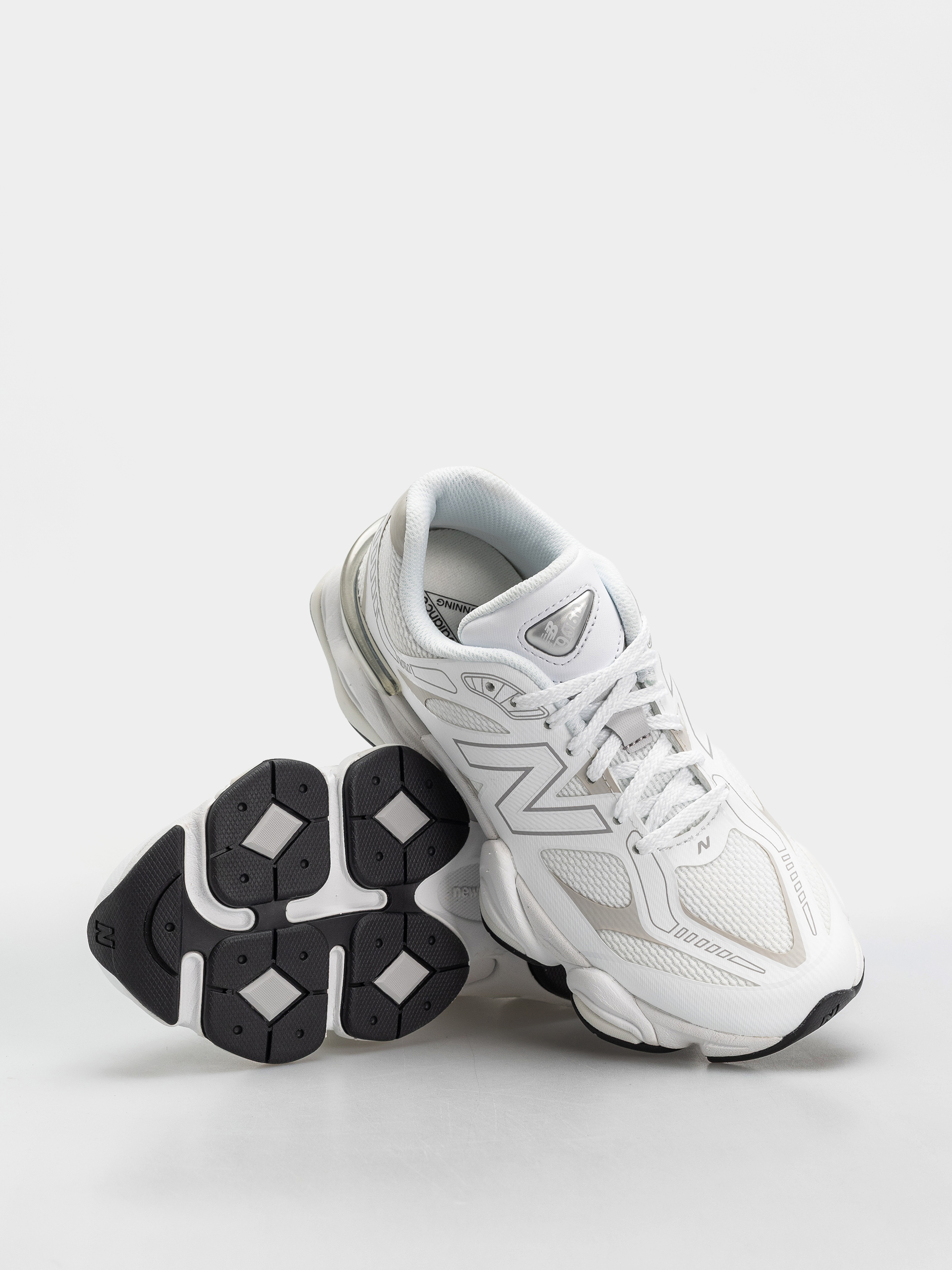 New Balance 9060 Shoes (103 white/grey matter)