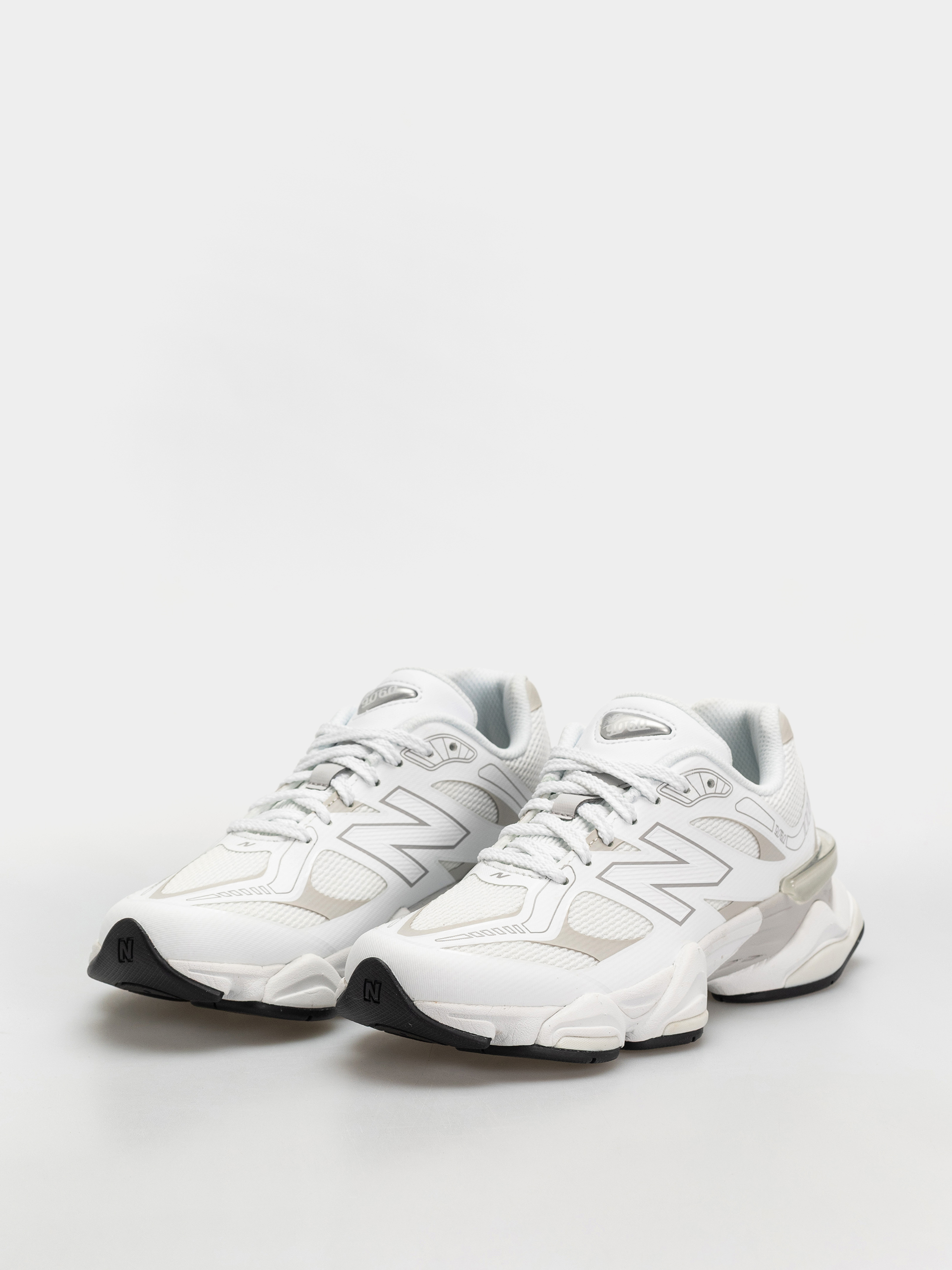 New Balance 9060 Shoes (103 white/grey matter)