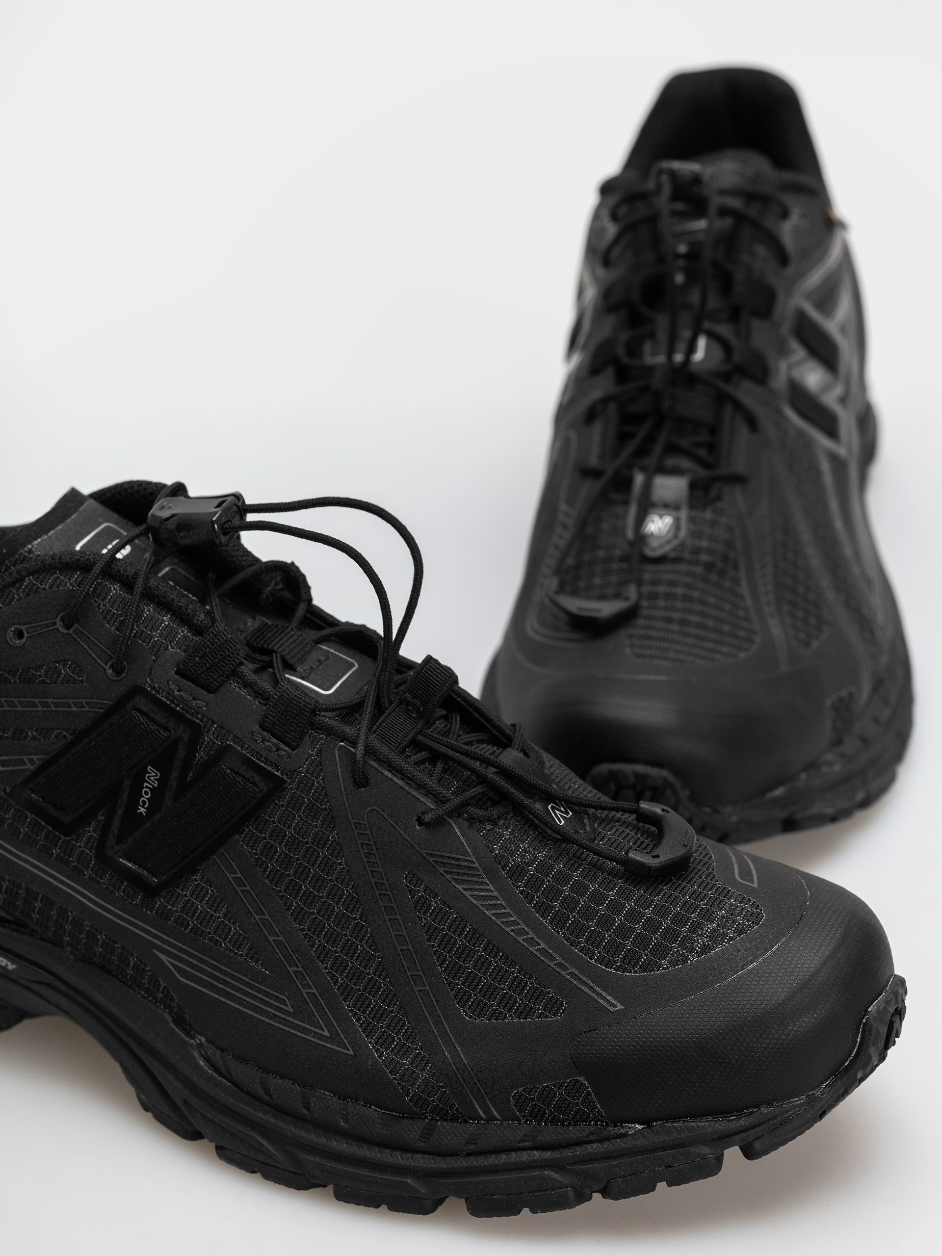 New Balance 1906 Schuhe (black/alkaline green)