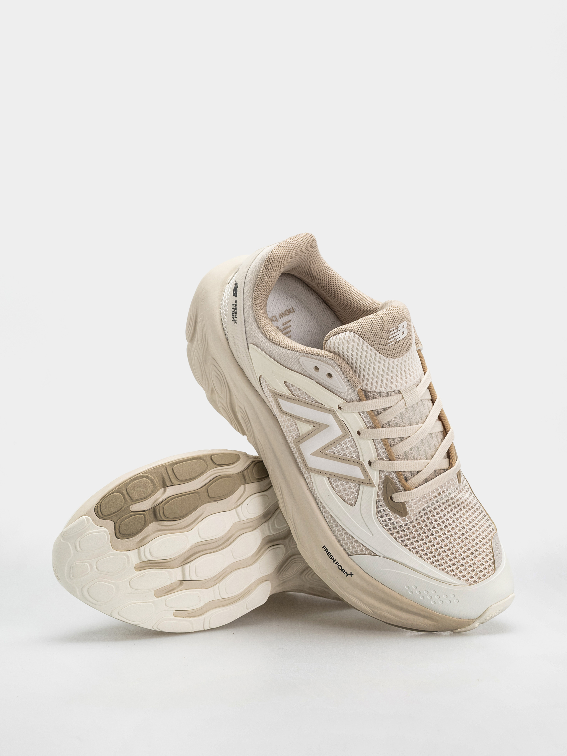 New Balance UTRN Schuhe (linen/sea salt)
