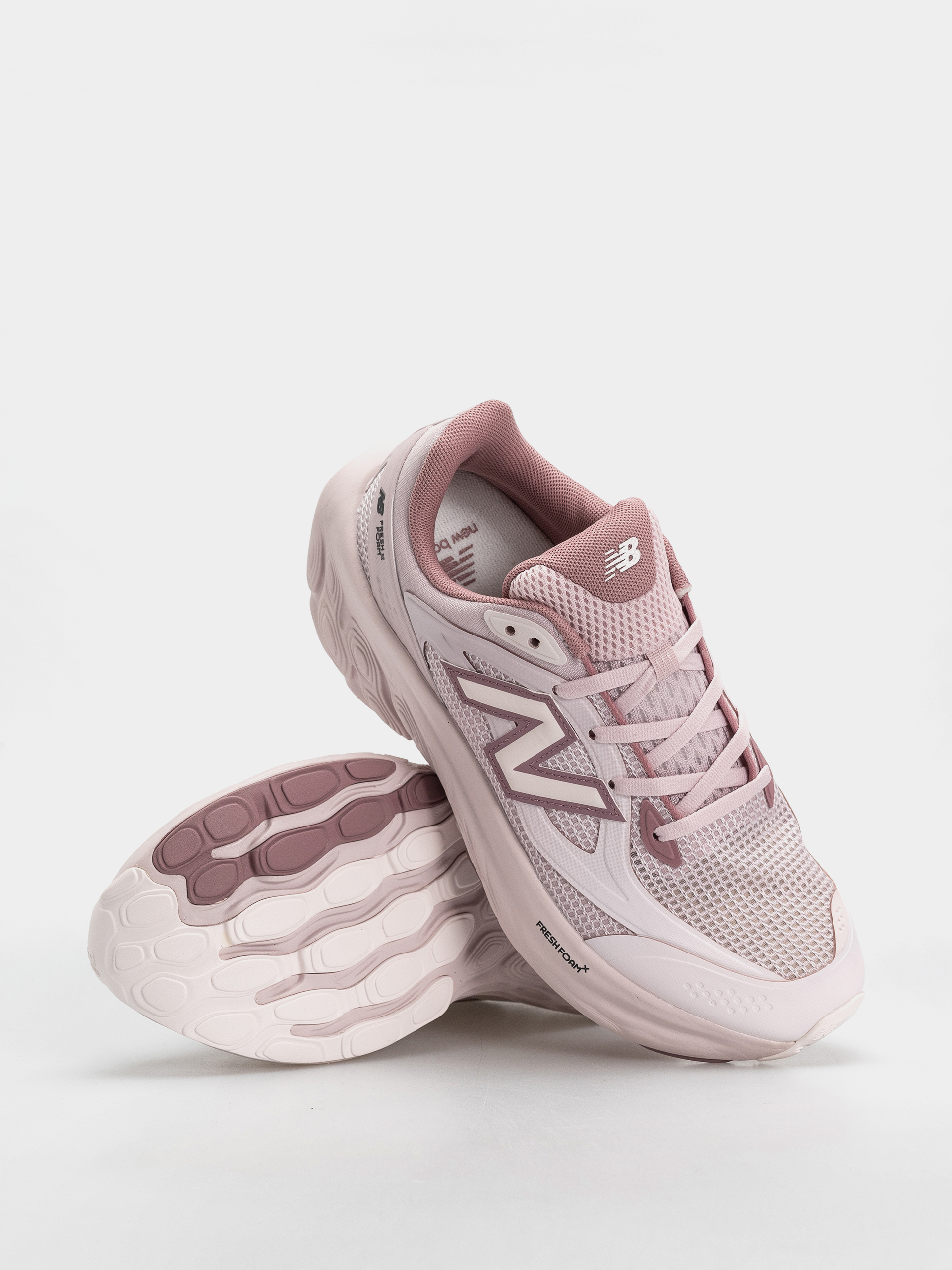 New Balance UTRN Shoes (stone pink/rosewood)