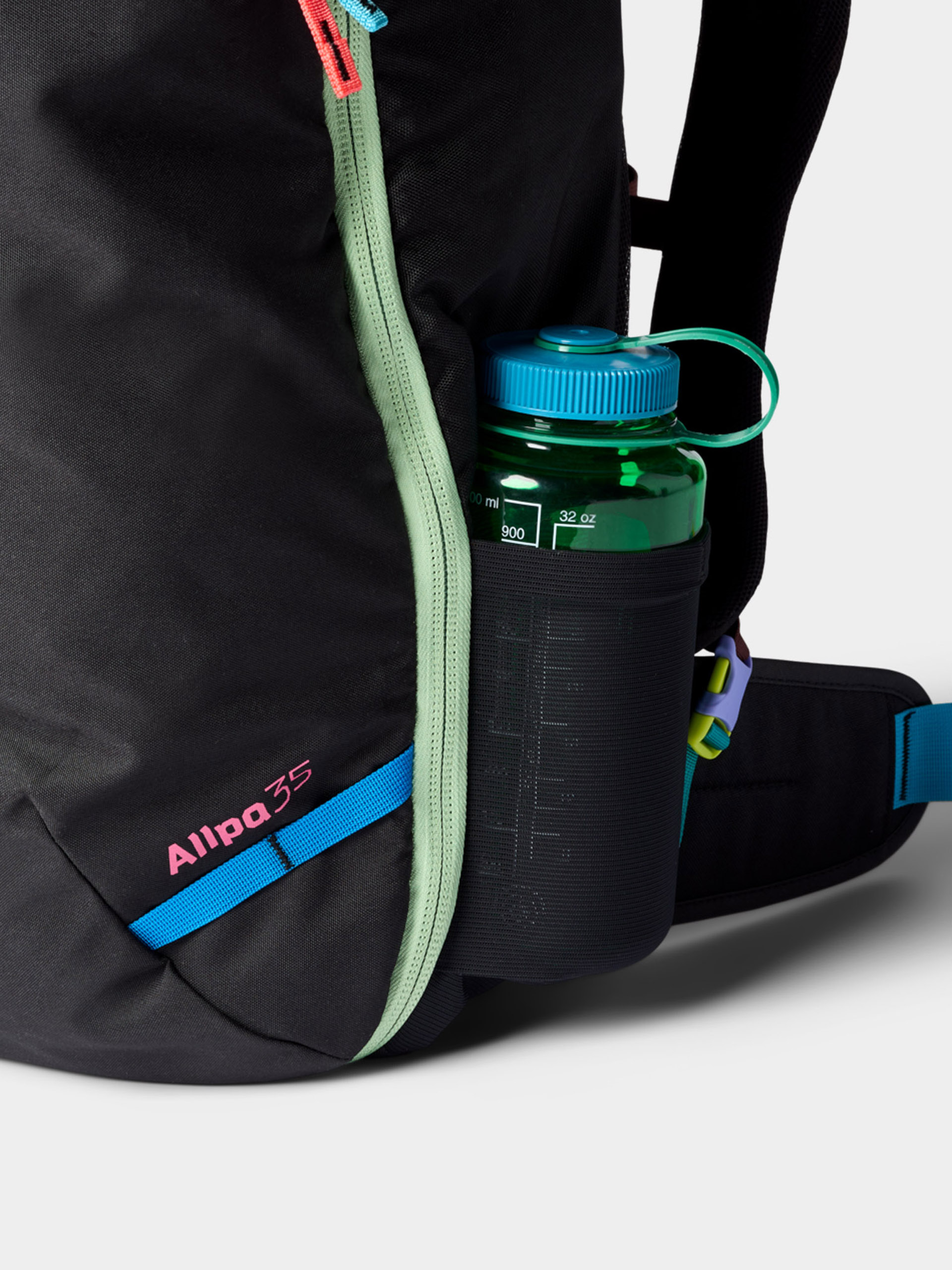 Cotopaxi Rucksack Allpa 35L Travel Pack (del dia dark)