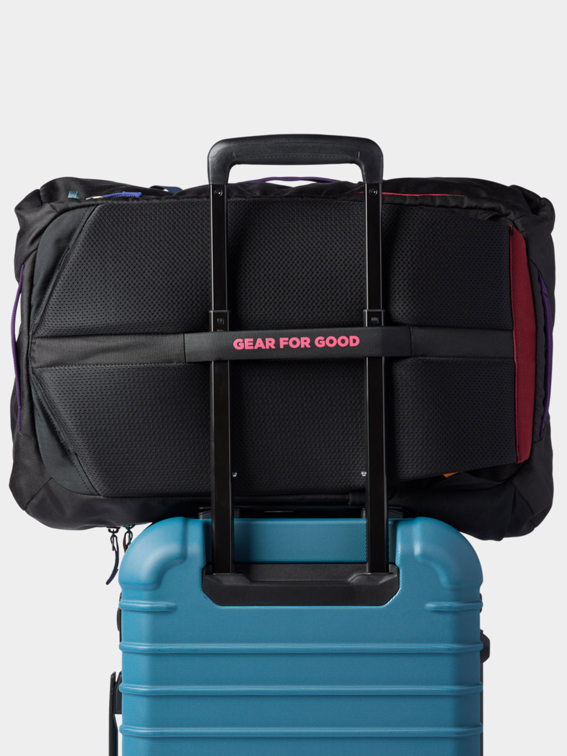 Cotopaxi Backpack Allpa 42L Travel Pack (del dia dark)