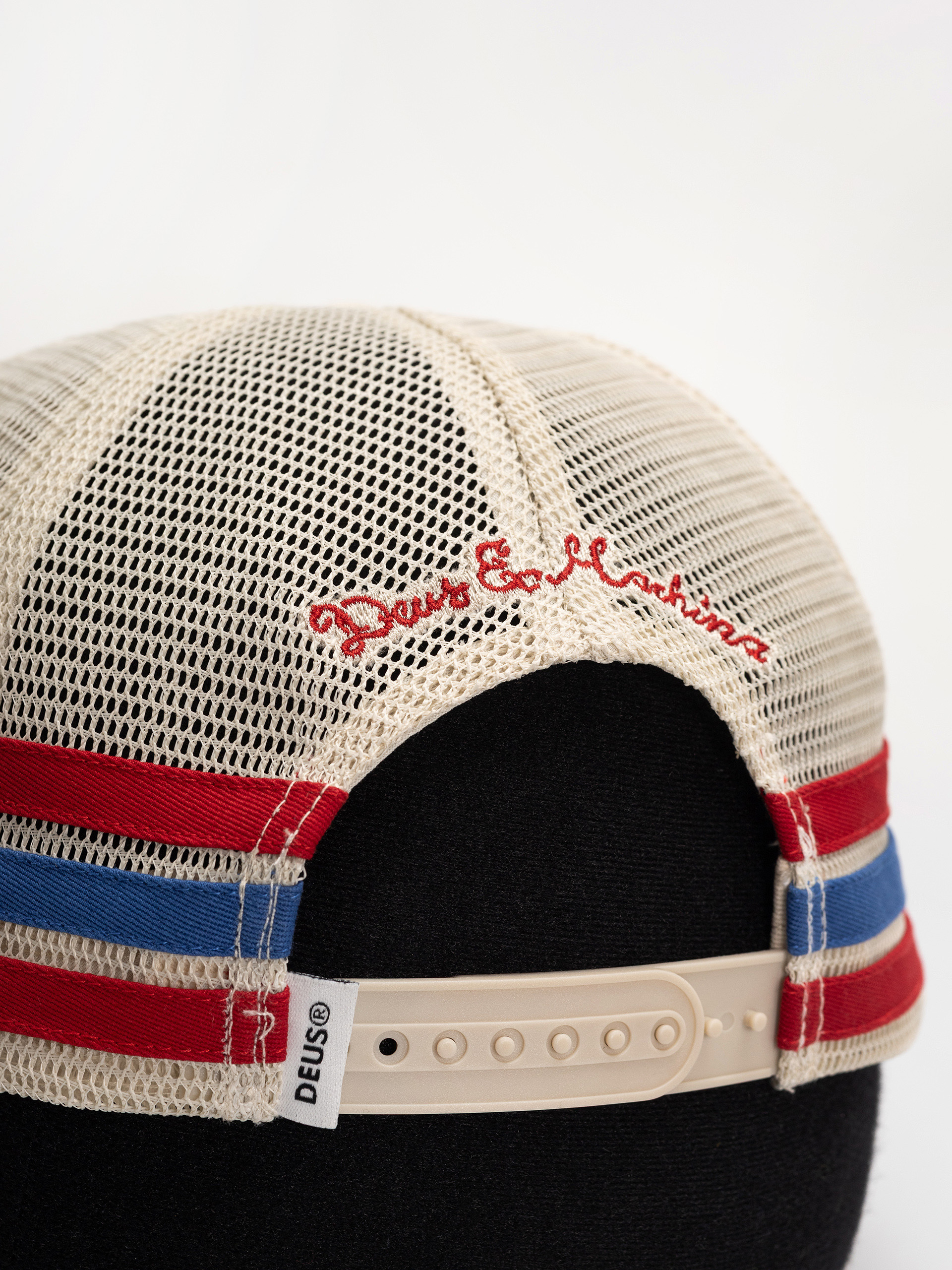 Deus Ex Machina Beep Beep Trucker Cap (white)