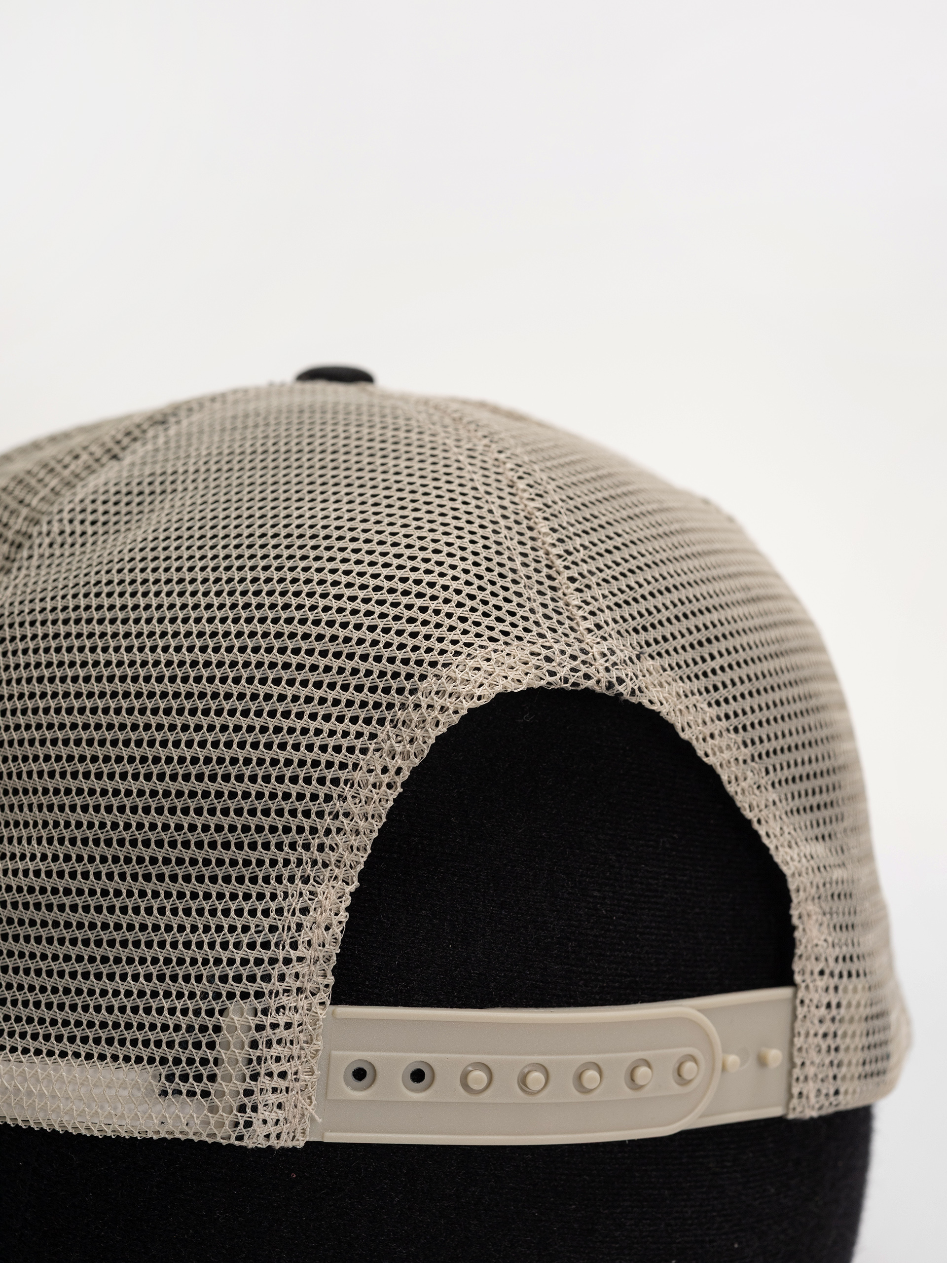 Santa Cruz Out Of Time Meshback Cap (black/stone grey)