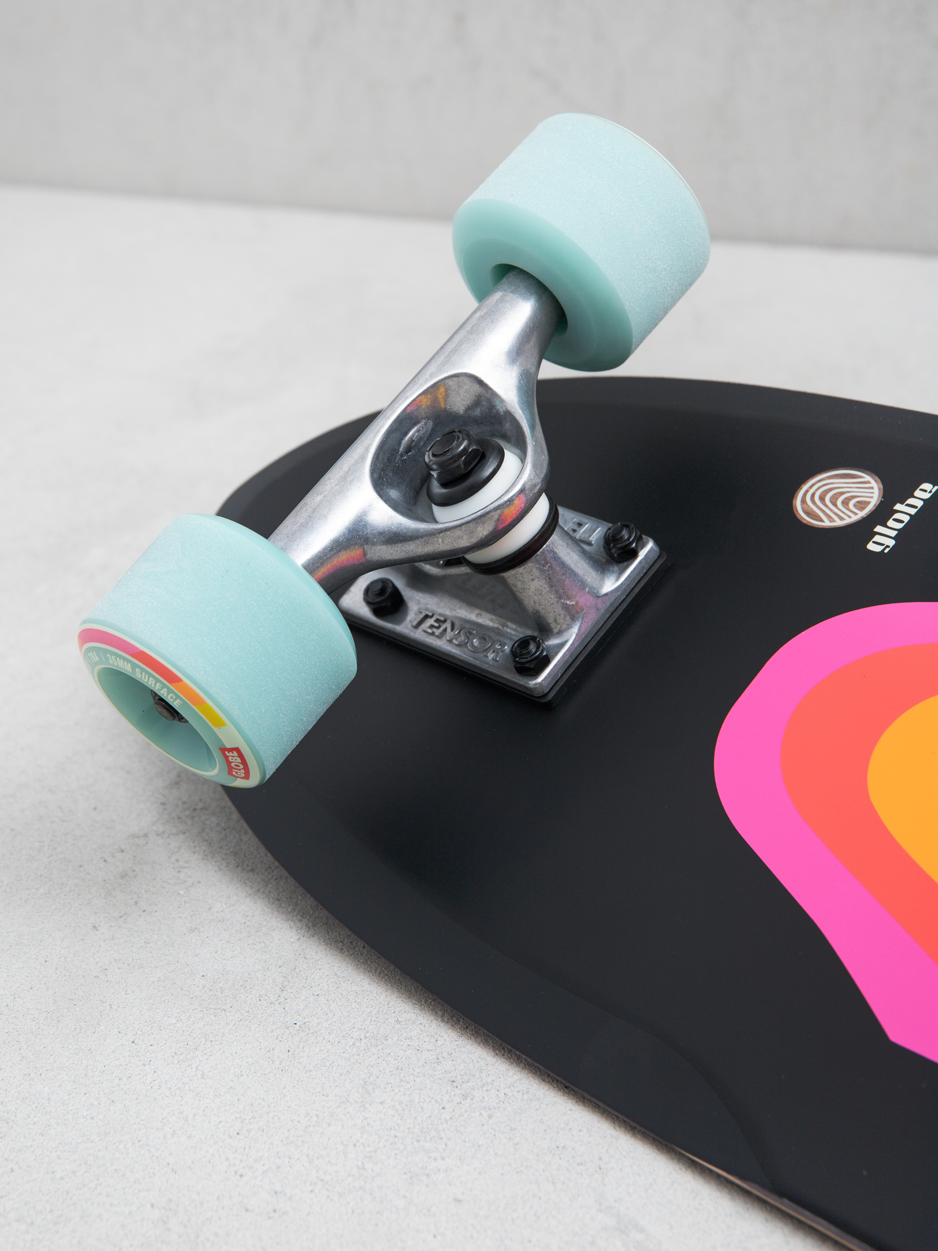 Globe Cruiser Blazer Fuego 29 (flare)