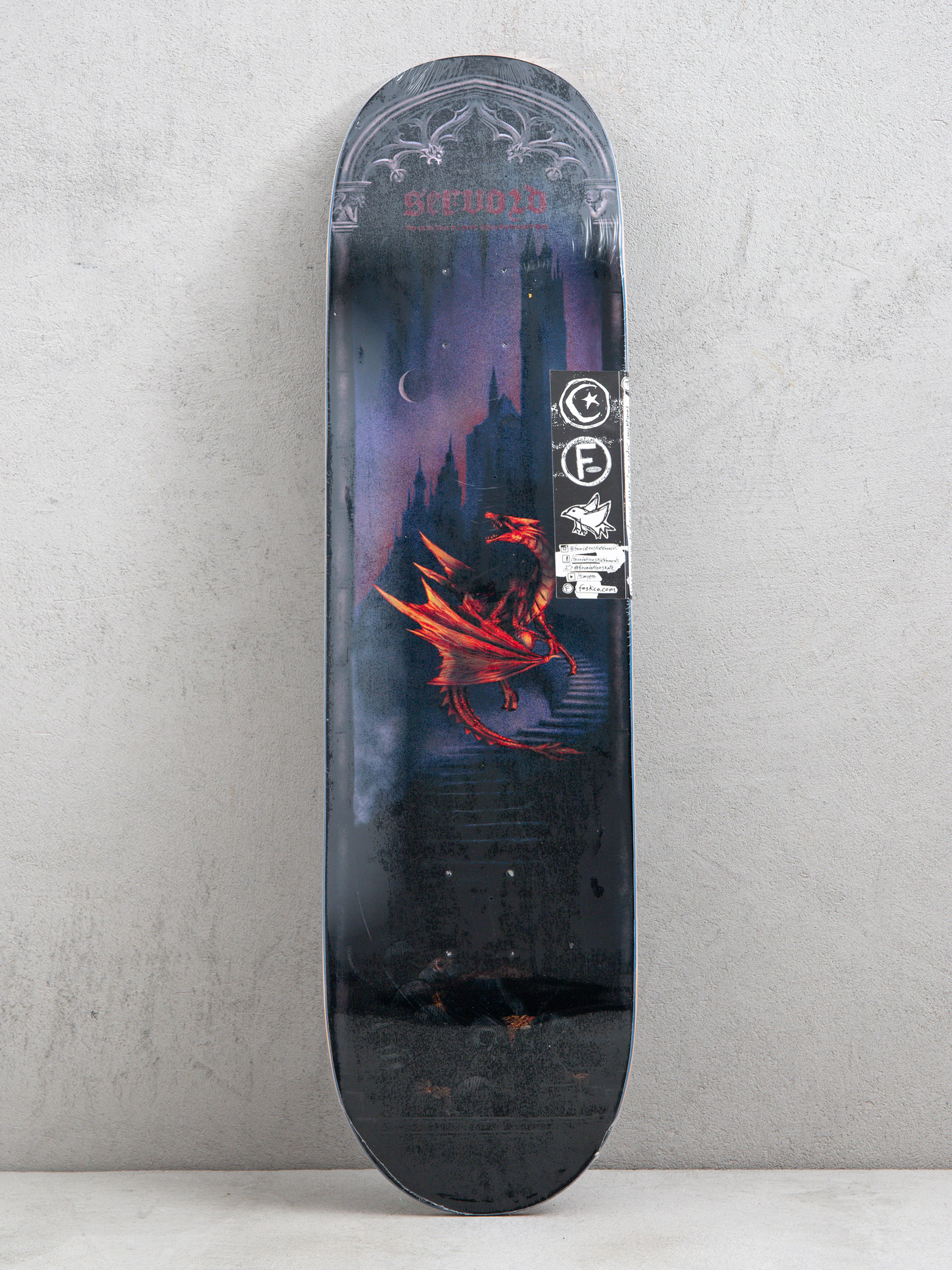 Foundation Servold Medieval Deck 