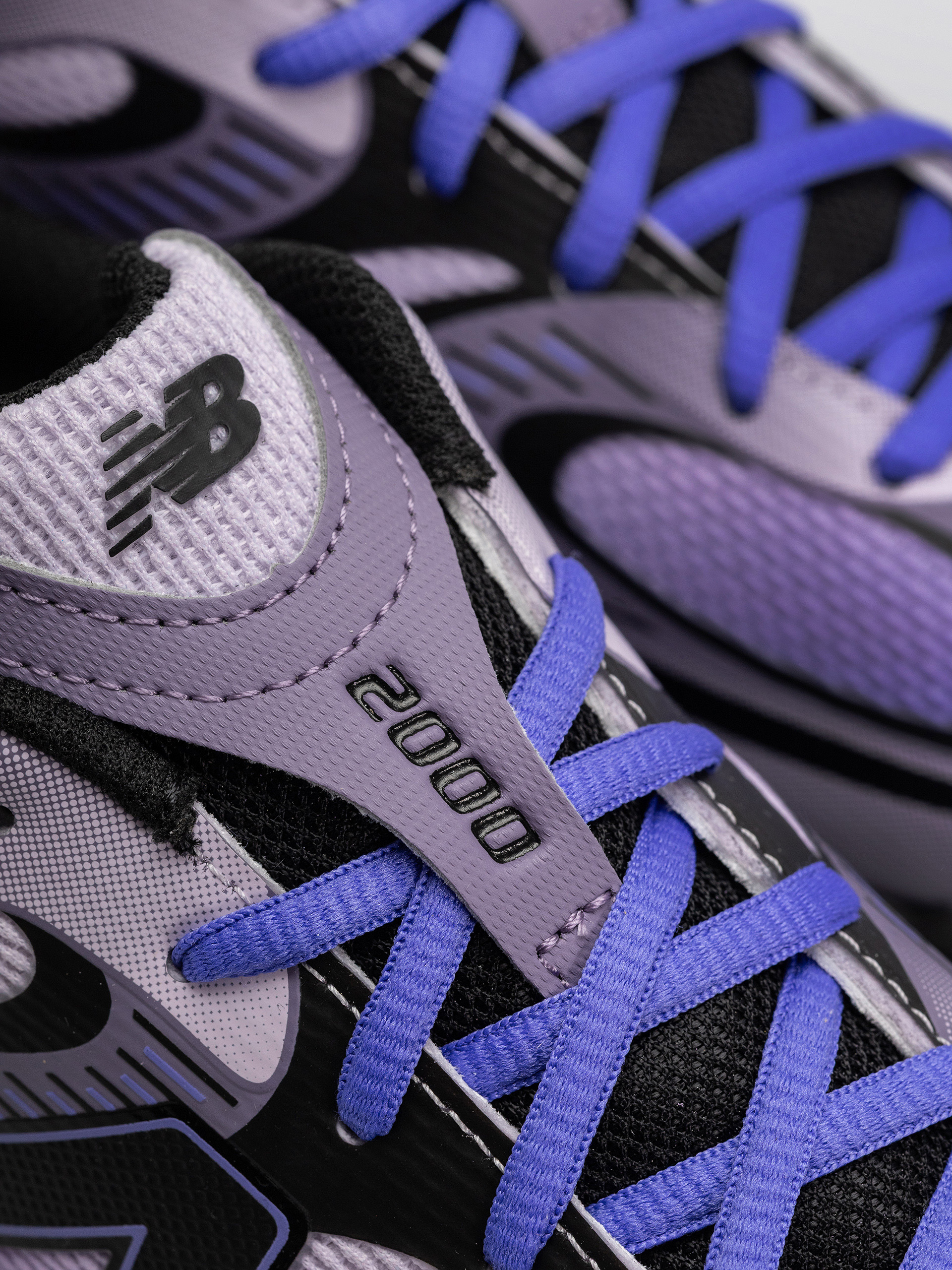 New Balance 2000 Shoes (taro/electric indigo/neptune grey)