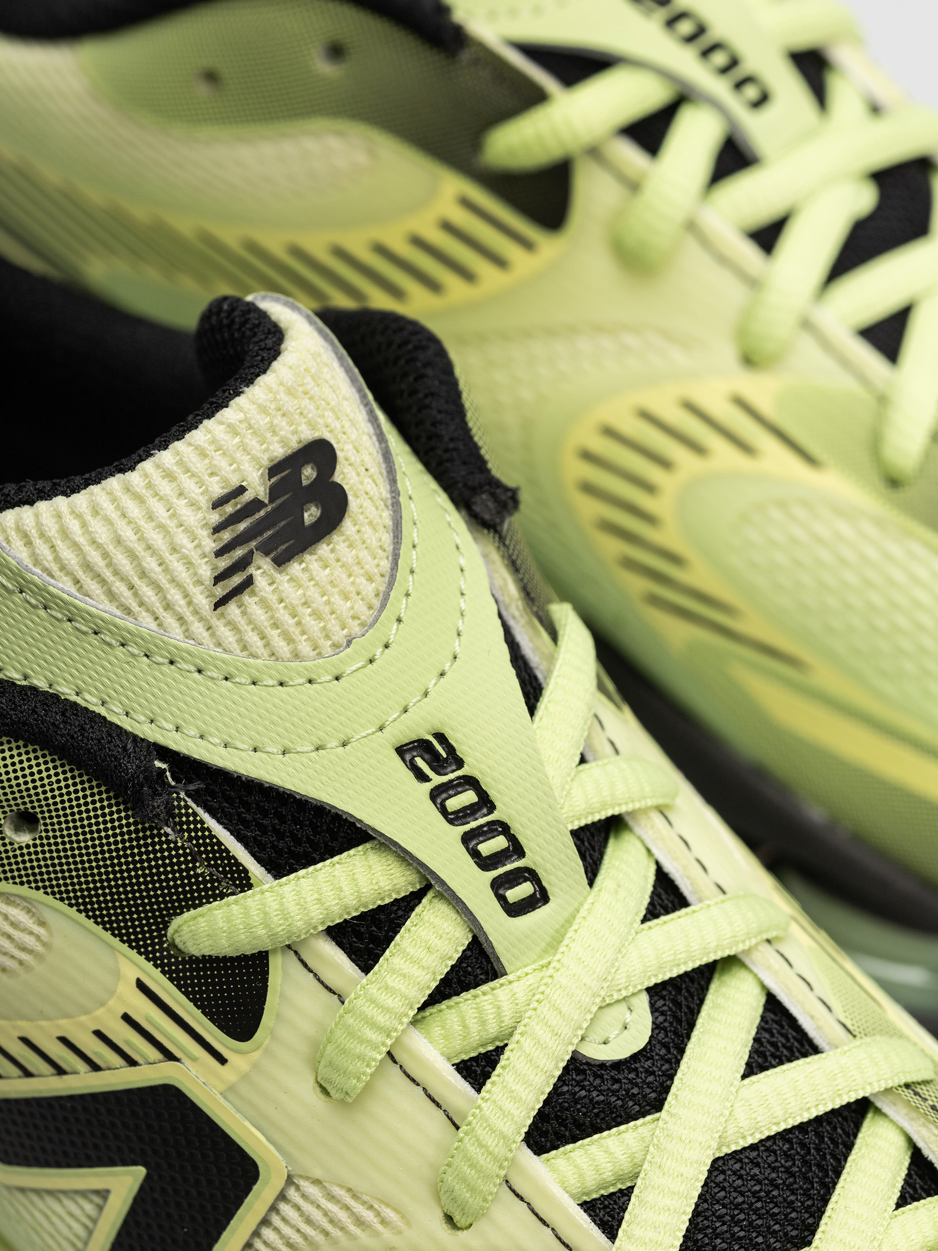 New Balance 2000 Schuhe (limelight/dry lime/faded black)