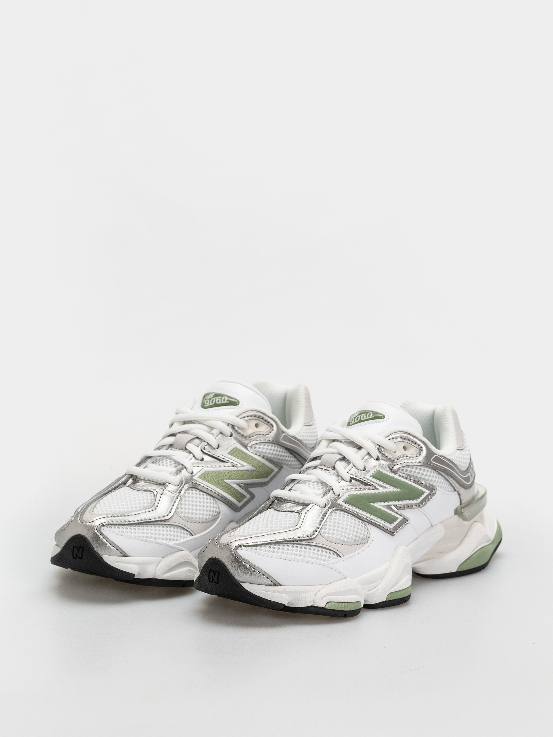 New Balance 9060 Schuhe (103 white/oregano)