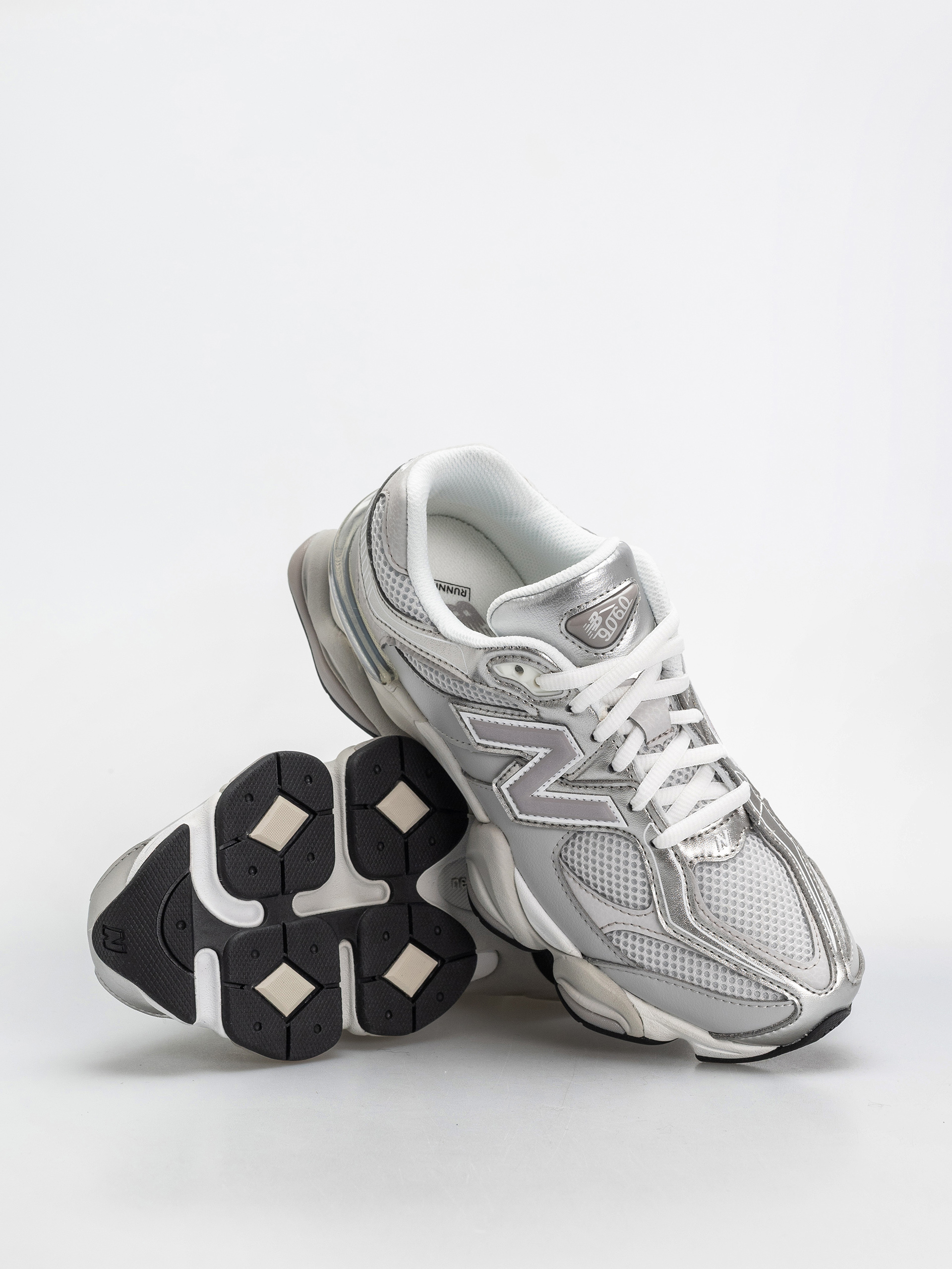 New Balance 9060 Shoes - grey (raincloud/truffle salt)