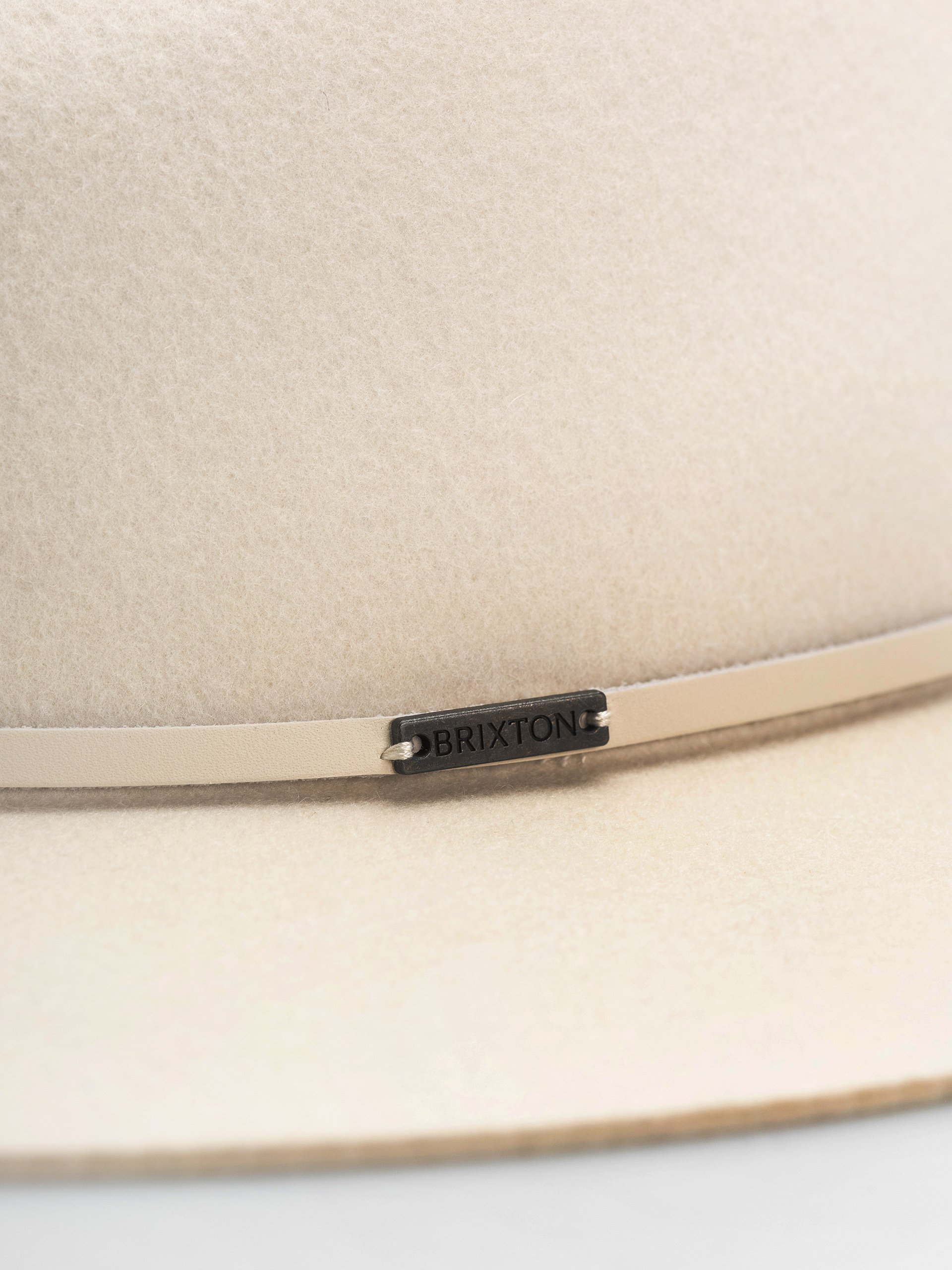 Brixton Wesley Fedora Hat (off white)