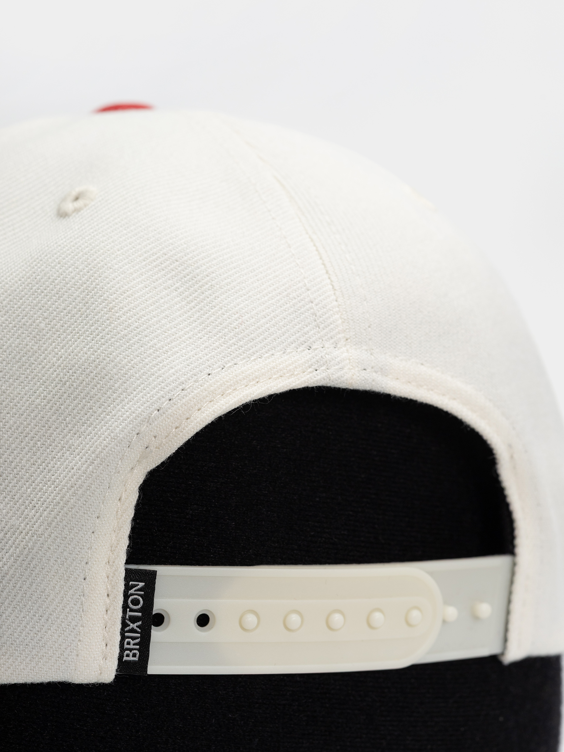Brixton Crest C Mp Snapback Cap (off white/adrenaline rush)