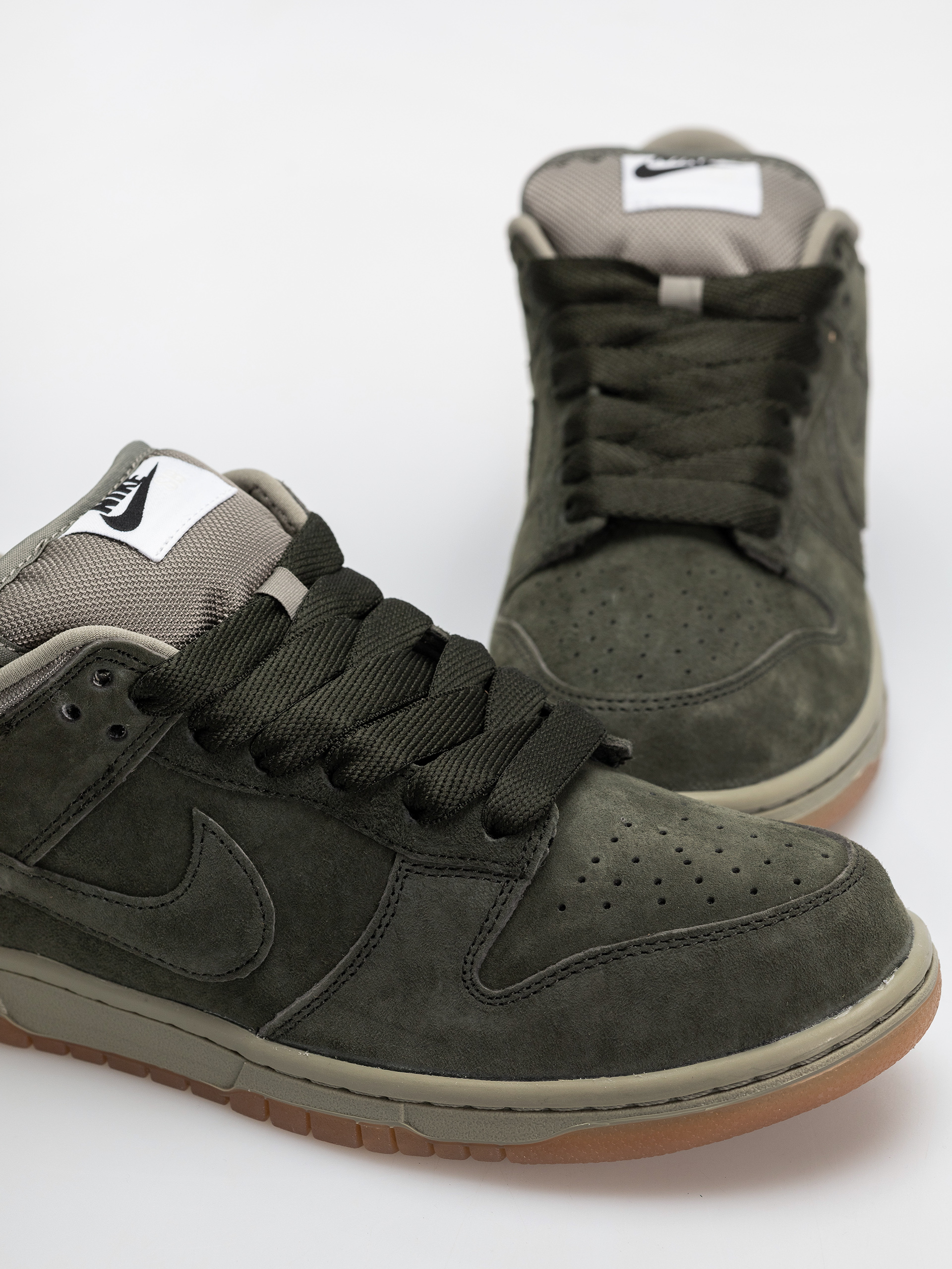Nike SB Dunk Low Pro B Schuhe (sequoia/sequoia light army white)