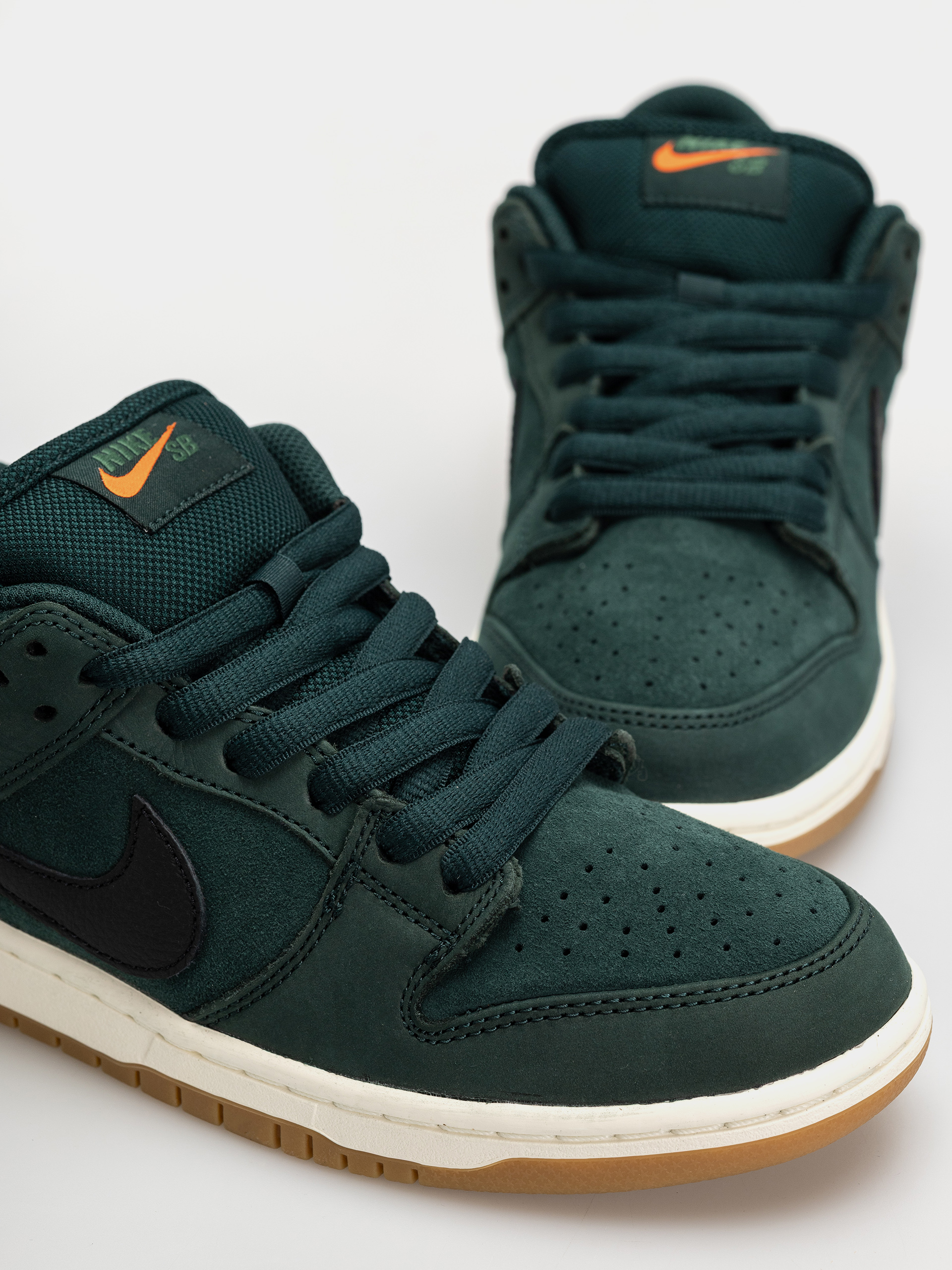 Nike SB Dunk Low Pro Schuhe (deep fir/black fir sail)