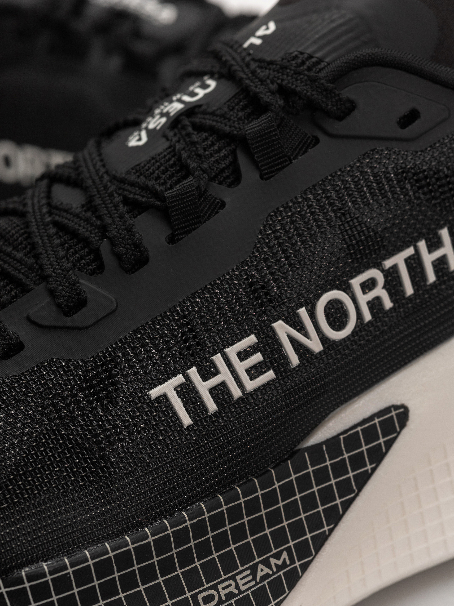 The North Face Altamesa 500 V2 Shoes (tnf black/white)