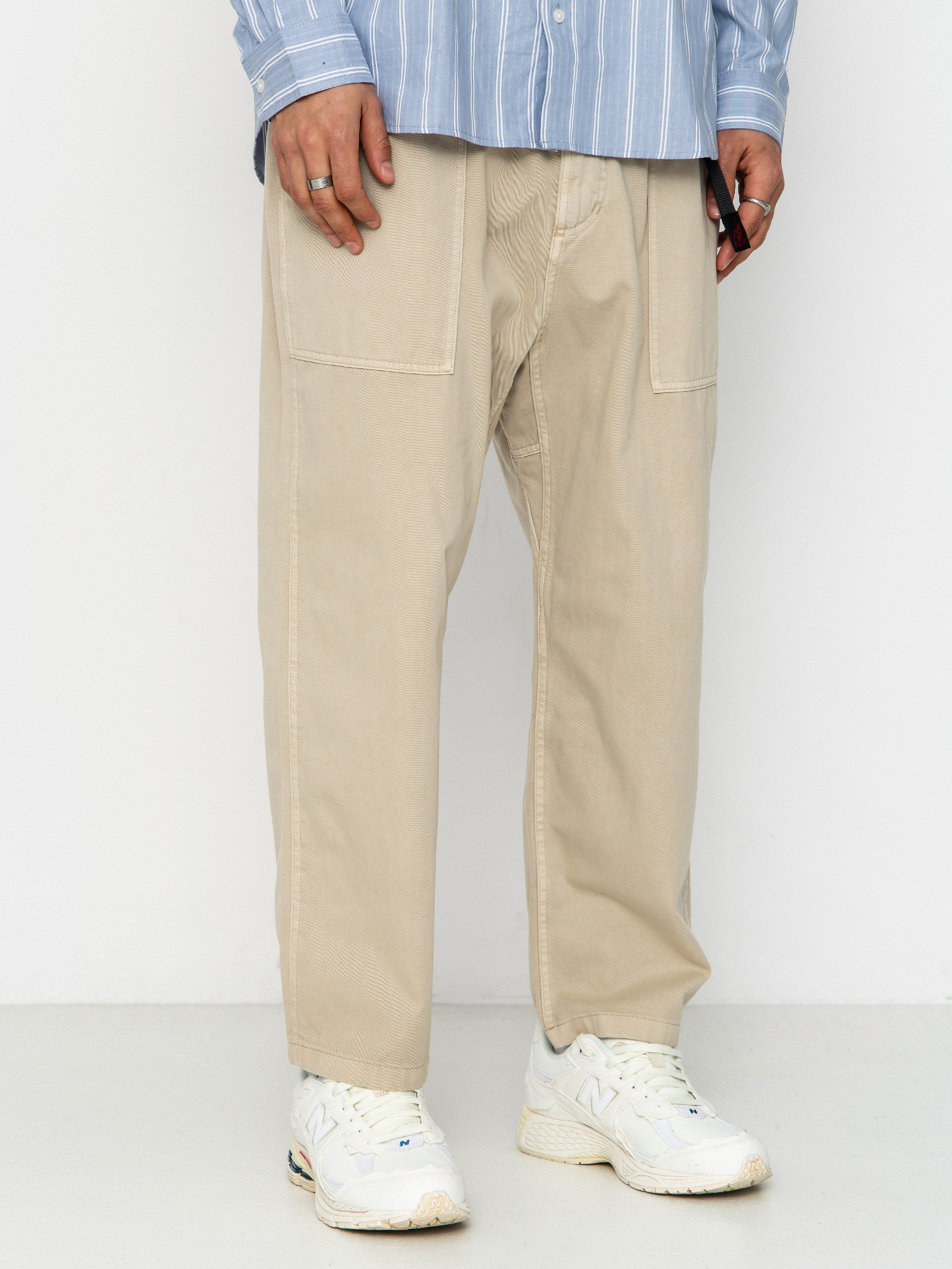 Gramicci Loose Tapered Pants (sand pigment)