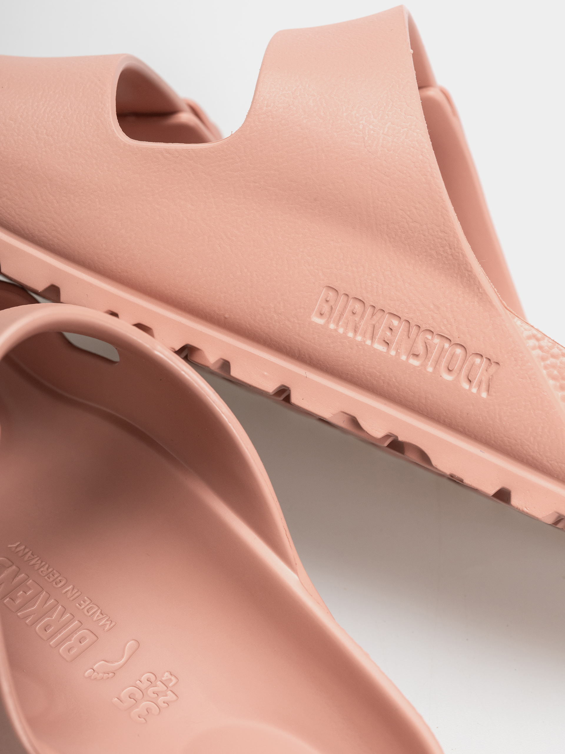Birkenstock Arizona Essentials EVA Narrow Flip-flops (pink clay)