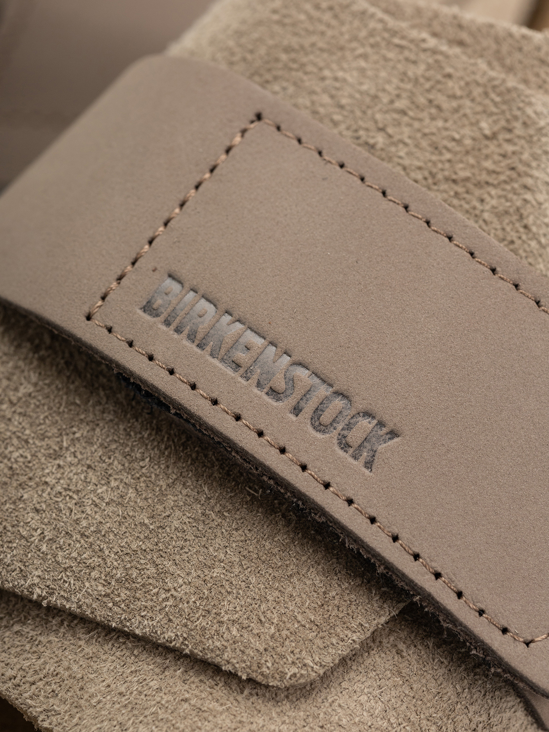 Birkenstock Kyoto Nubuck Suede Leather Regular Flip-flops (taupe)