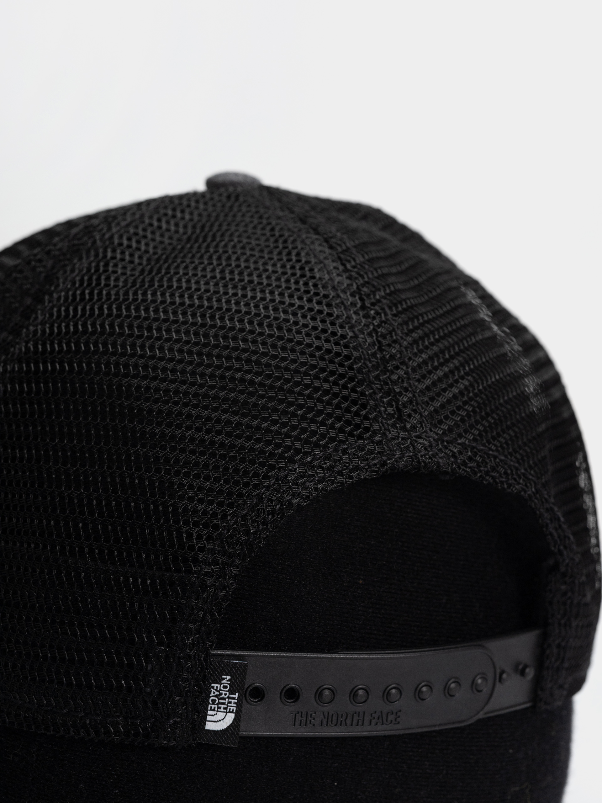 The North Face Mudder Trucker Cap (tnfb/tnfmdgyhtr)