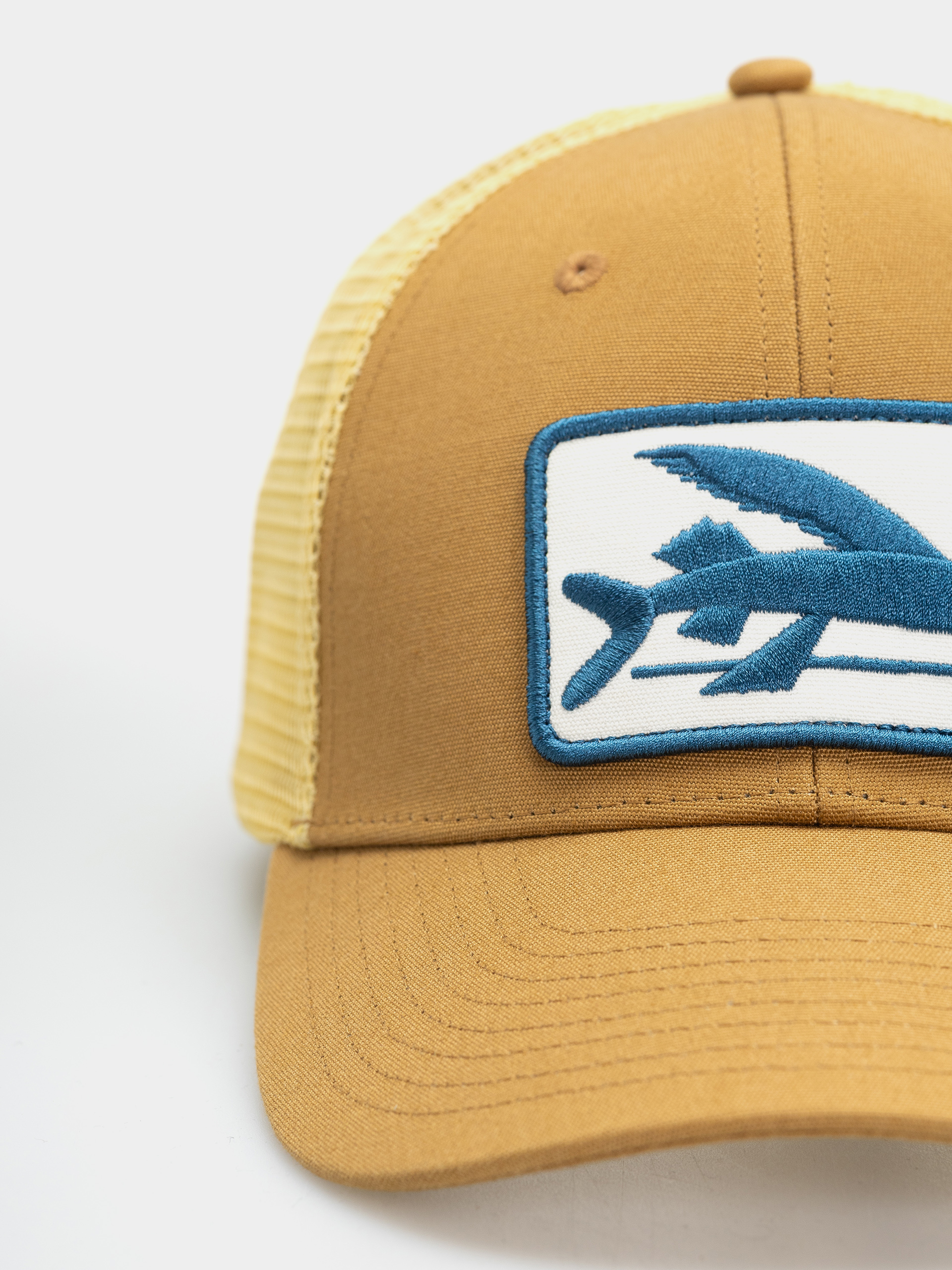 Patagonia Flying Fish LoPro Trucker Cap (flying fish fork/bobcat brown)