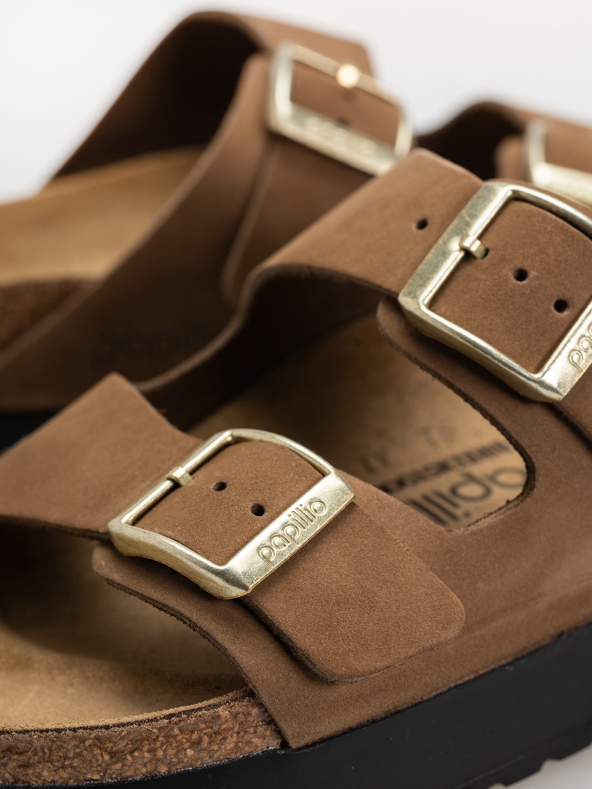 Birkenstock Arizona Flex Platform Nubuck Leather Narrow Wmn Flip Flops (dark tea)