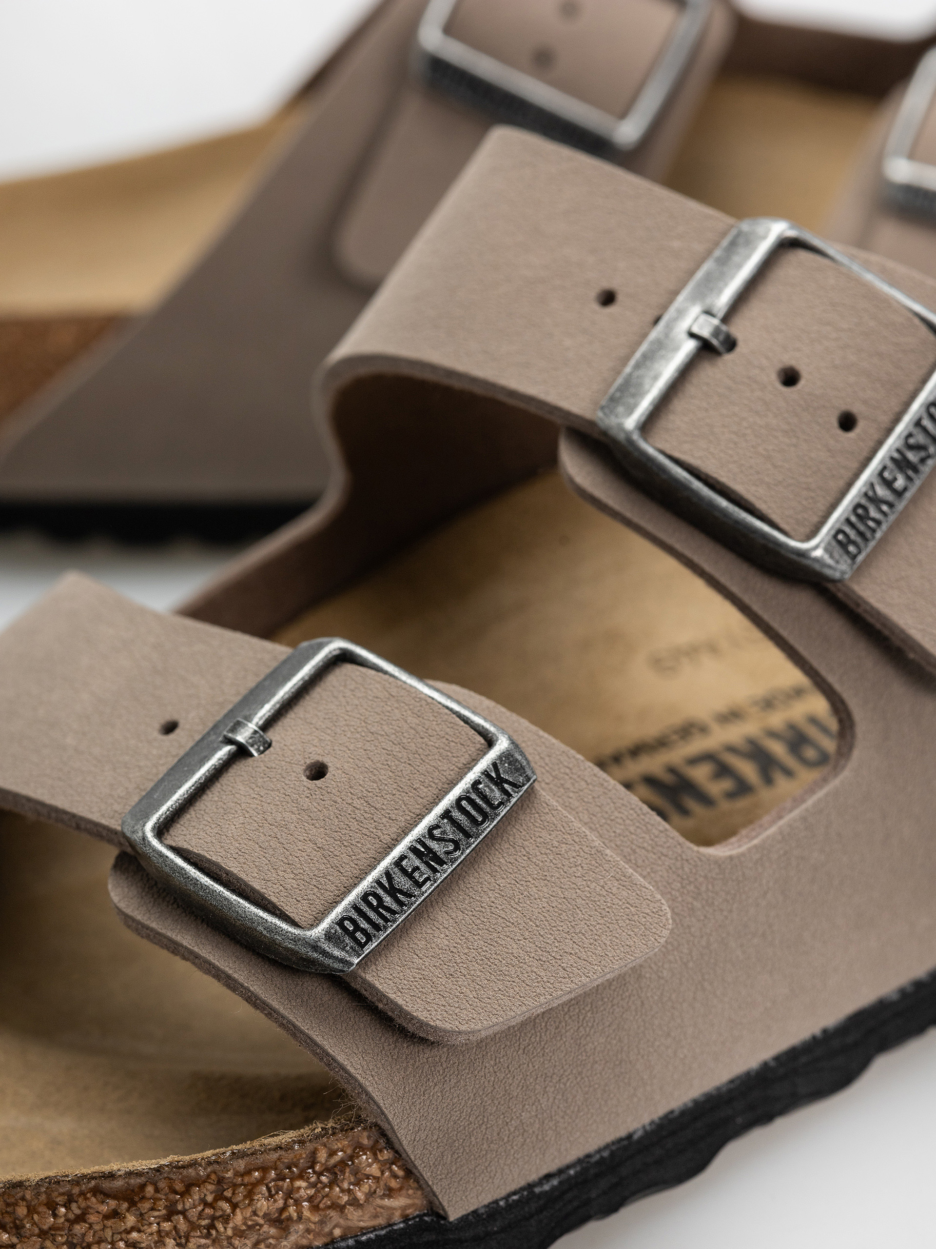 Birkenstock Arizona Birkibuc Regular Flip-flops (gray taupe)