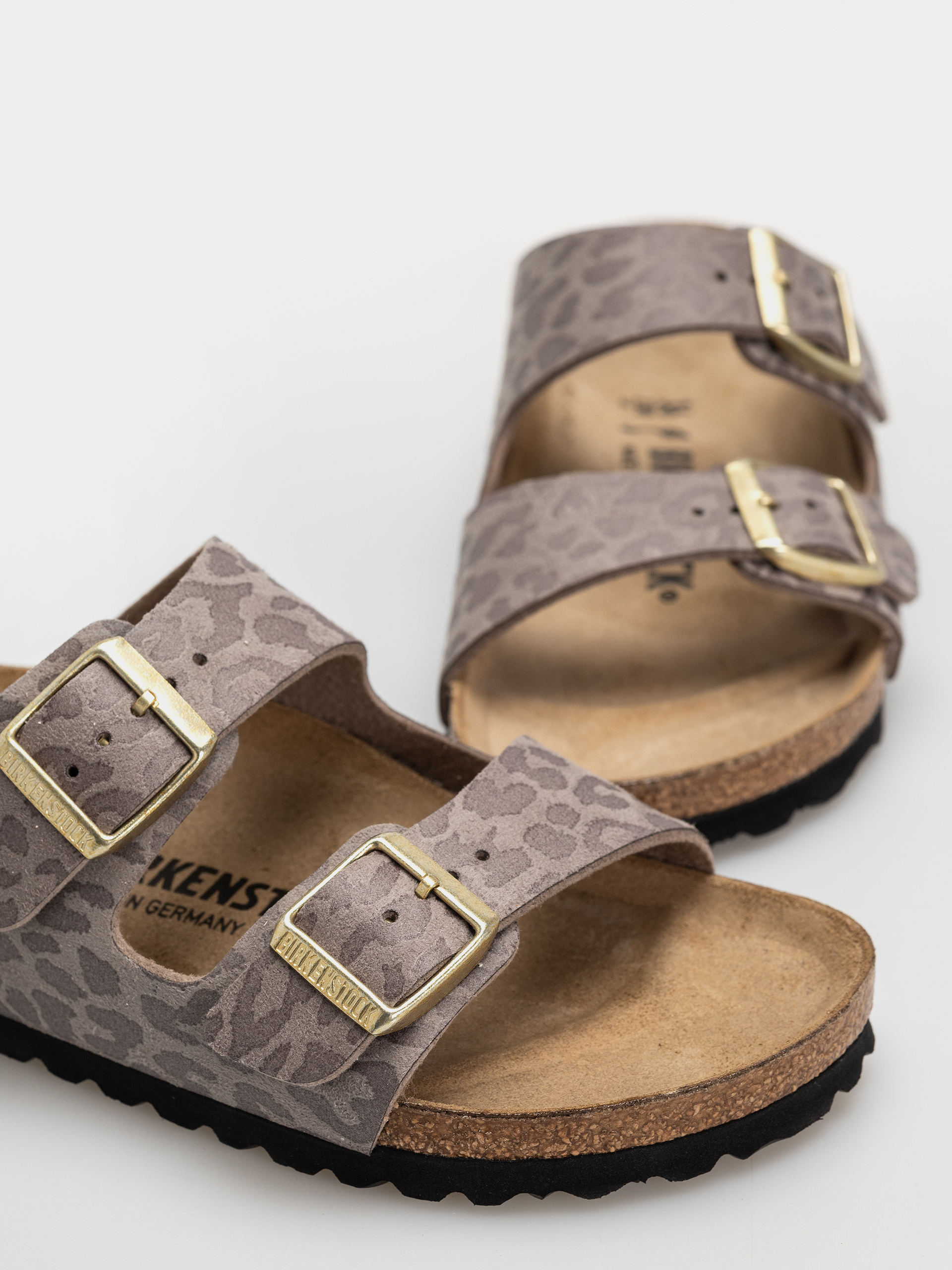 Birkenstock Arizona Synthetics Narrow Wmn Flip Flops (syn leo grey taupe)