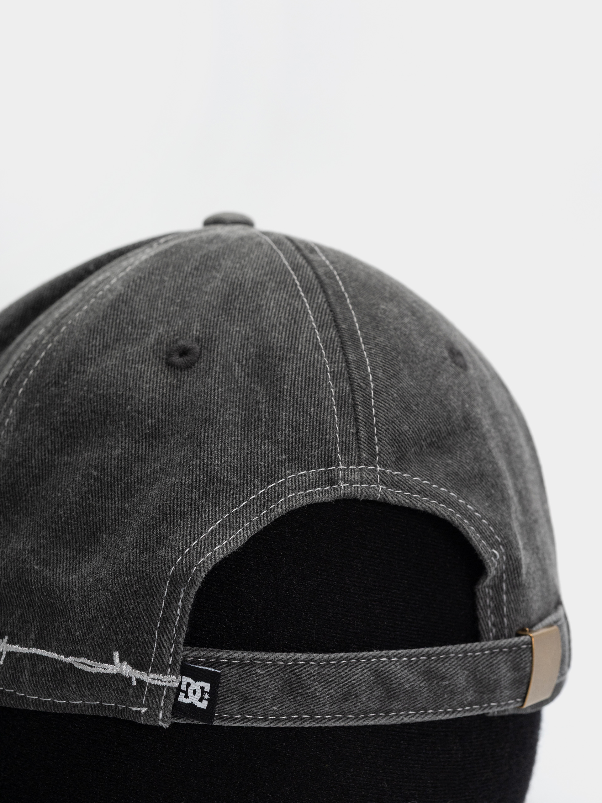 DC Sharp Point Cap (black)
