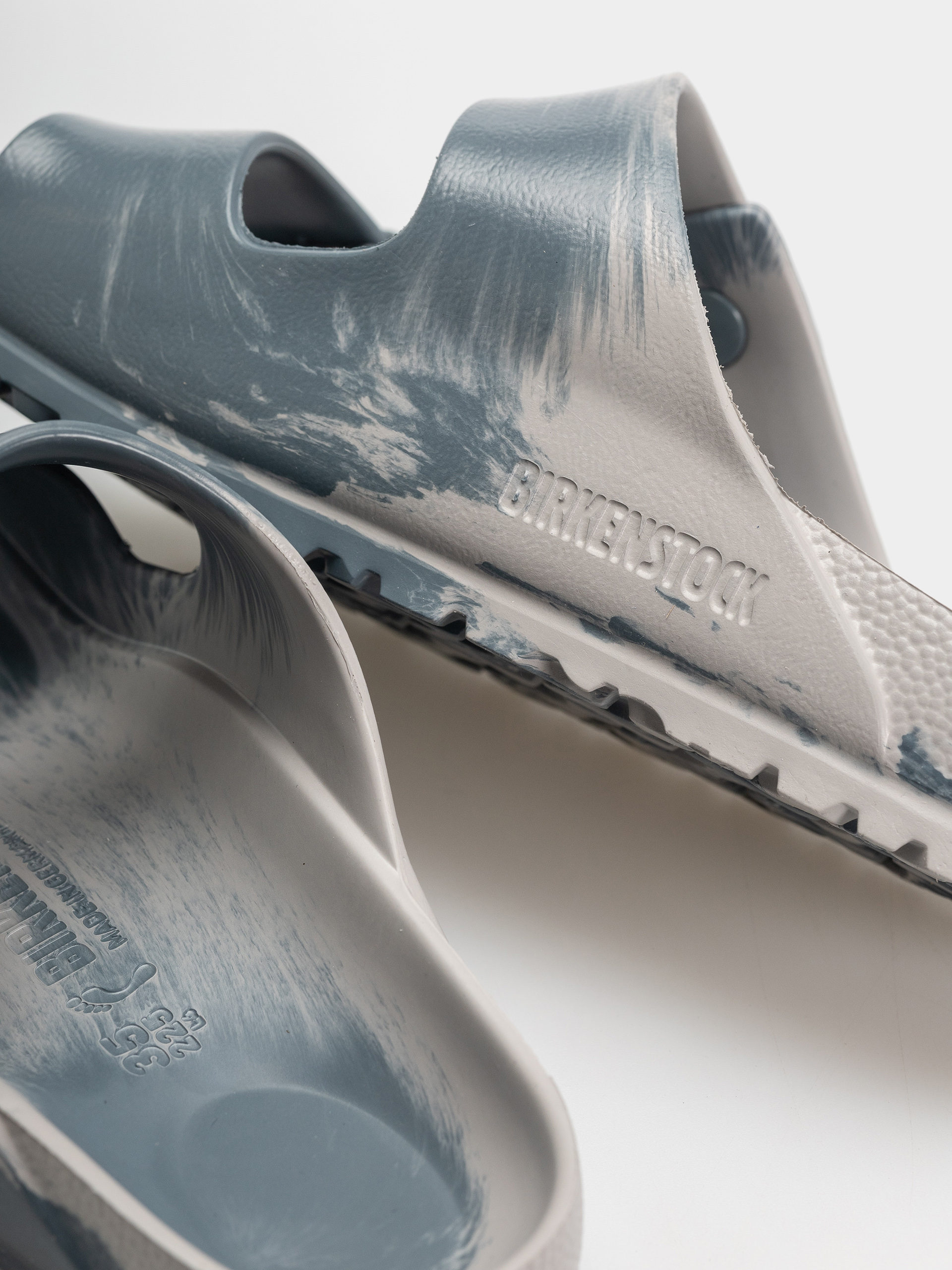 Birkenstock Arizona Essentials EVA Narrow Flip-flops (basalt gray/stone coin multi)