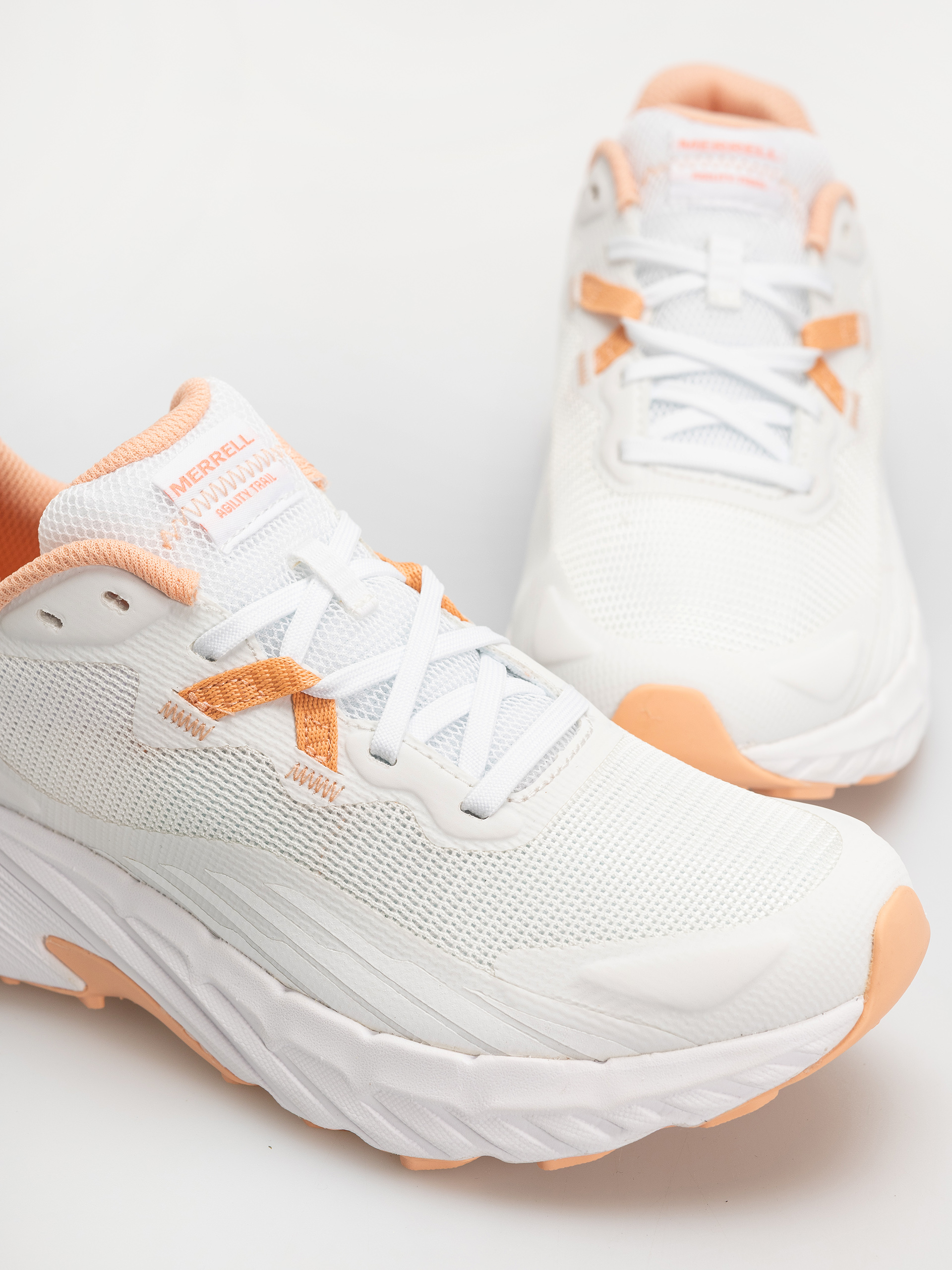 Merrell Agility Trail Wmn Shoes (white/peach)