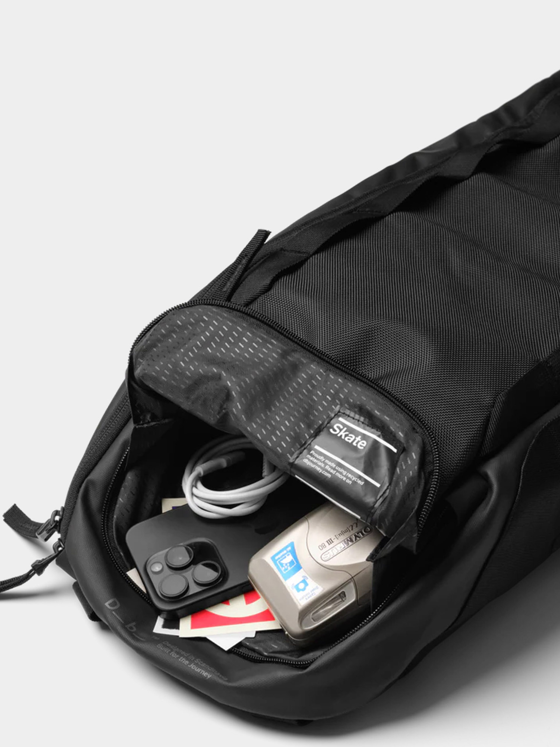 Db Rucksack Skate Carrier 32L (black out)