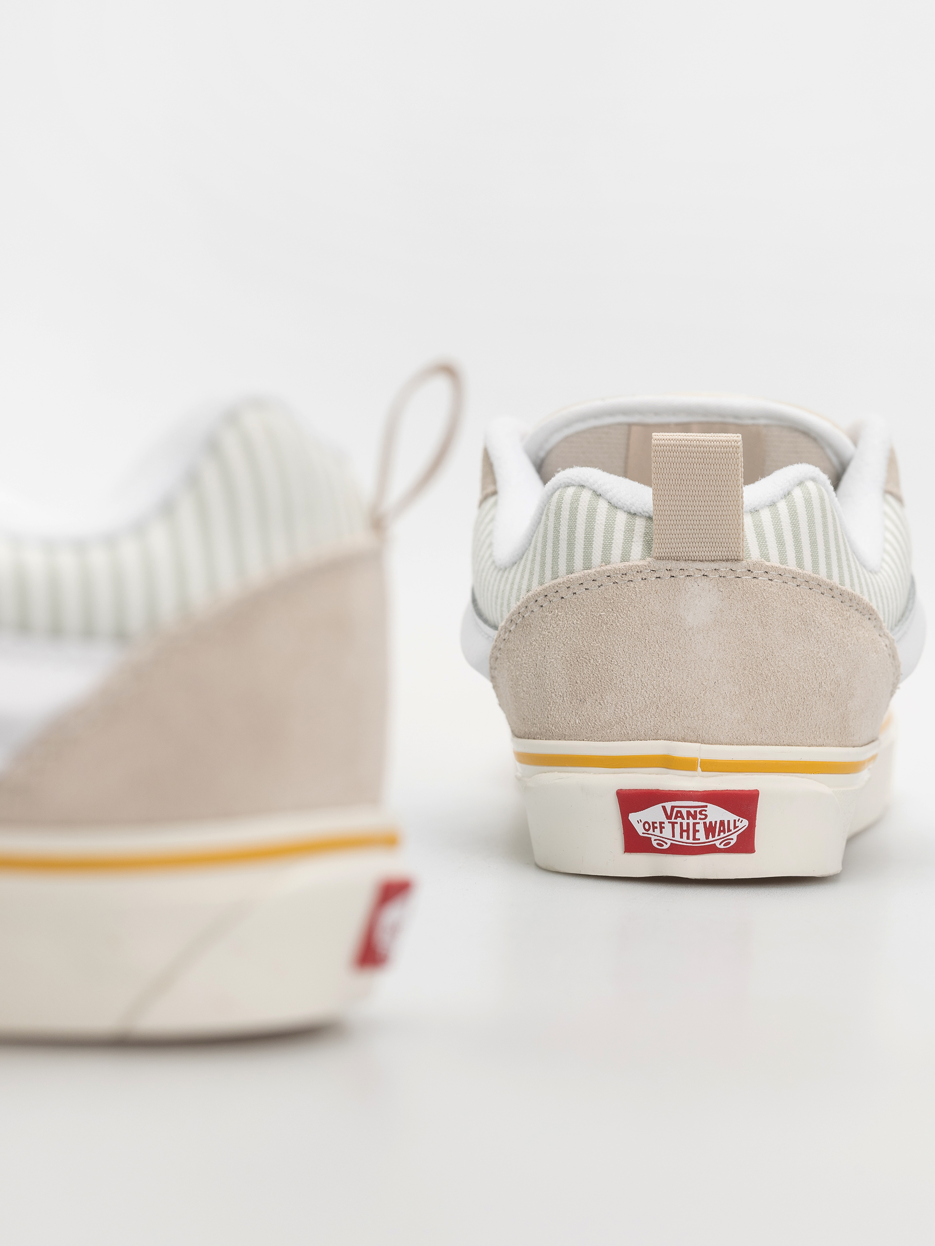 Vans Knu Skool Shoes (oatmeal)