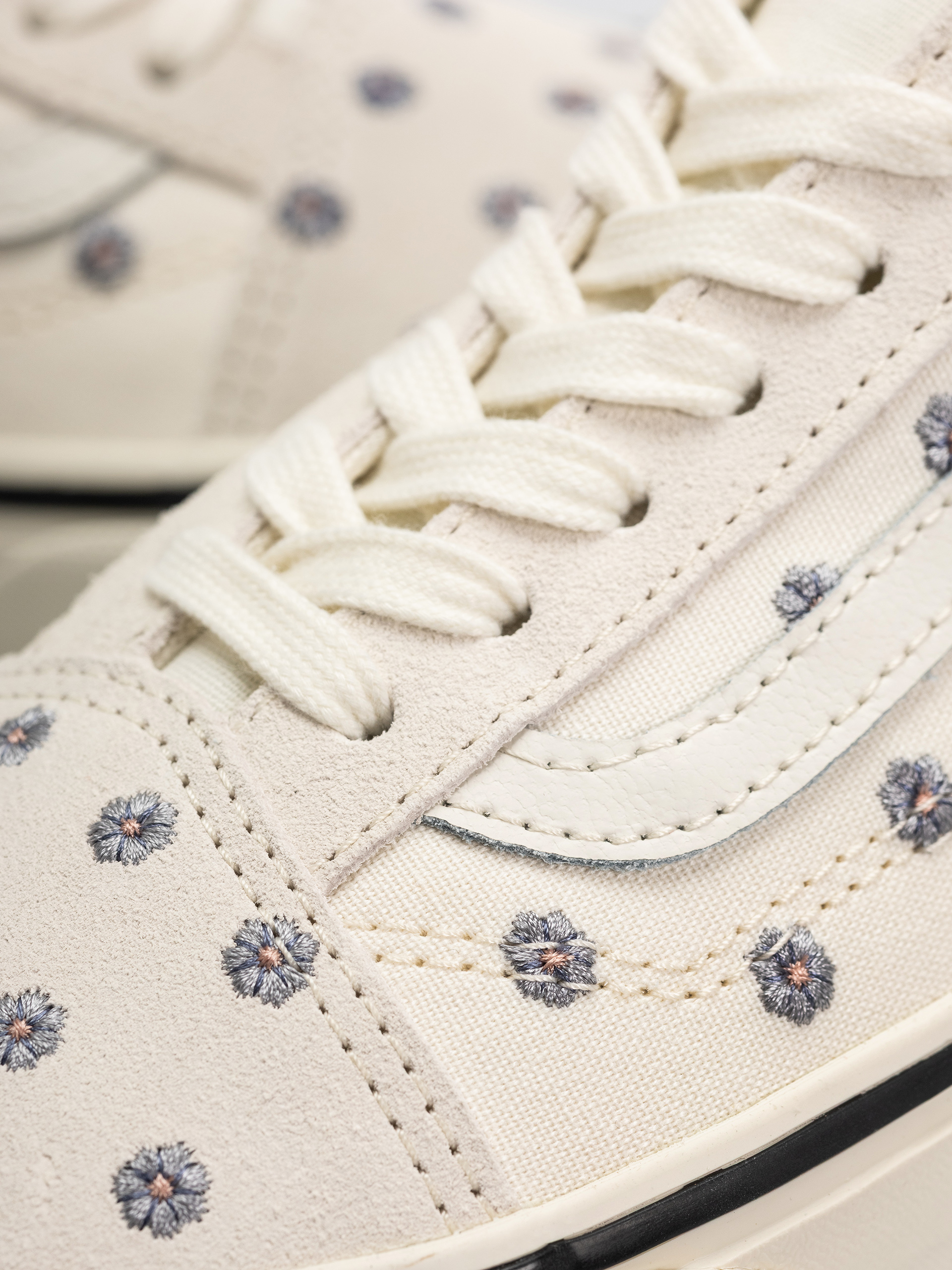 Vans Old Skool Shoes (marshmallow)