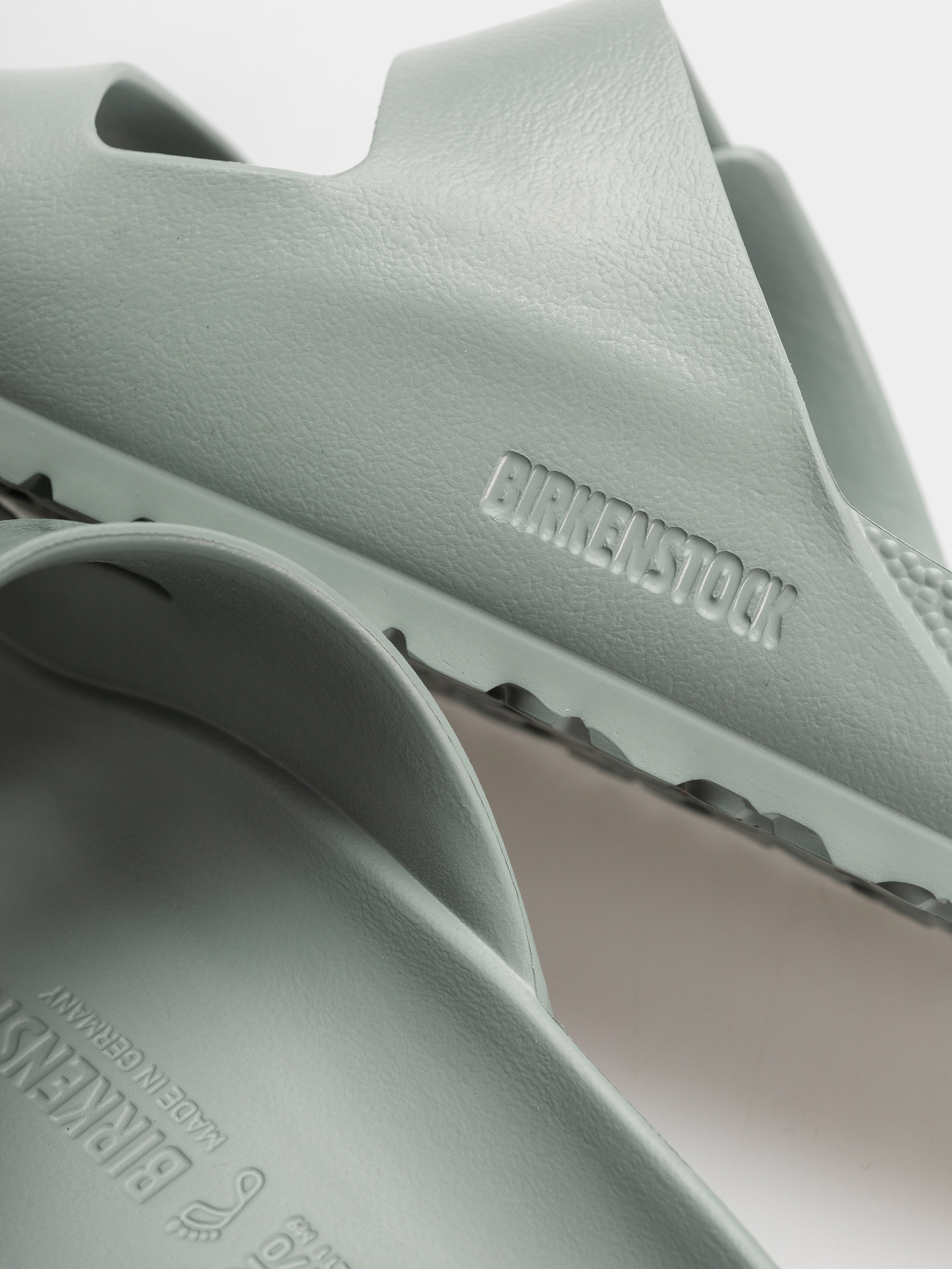 Birkenstock Flip Flops Arizona Essentials EVA Regular (pure sage)