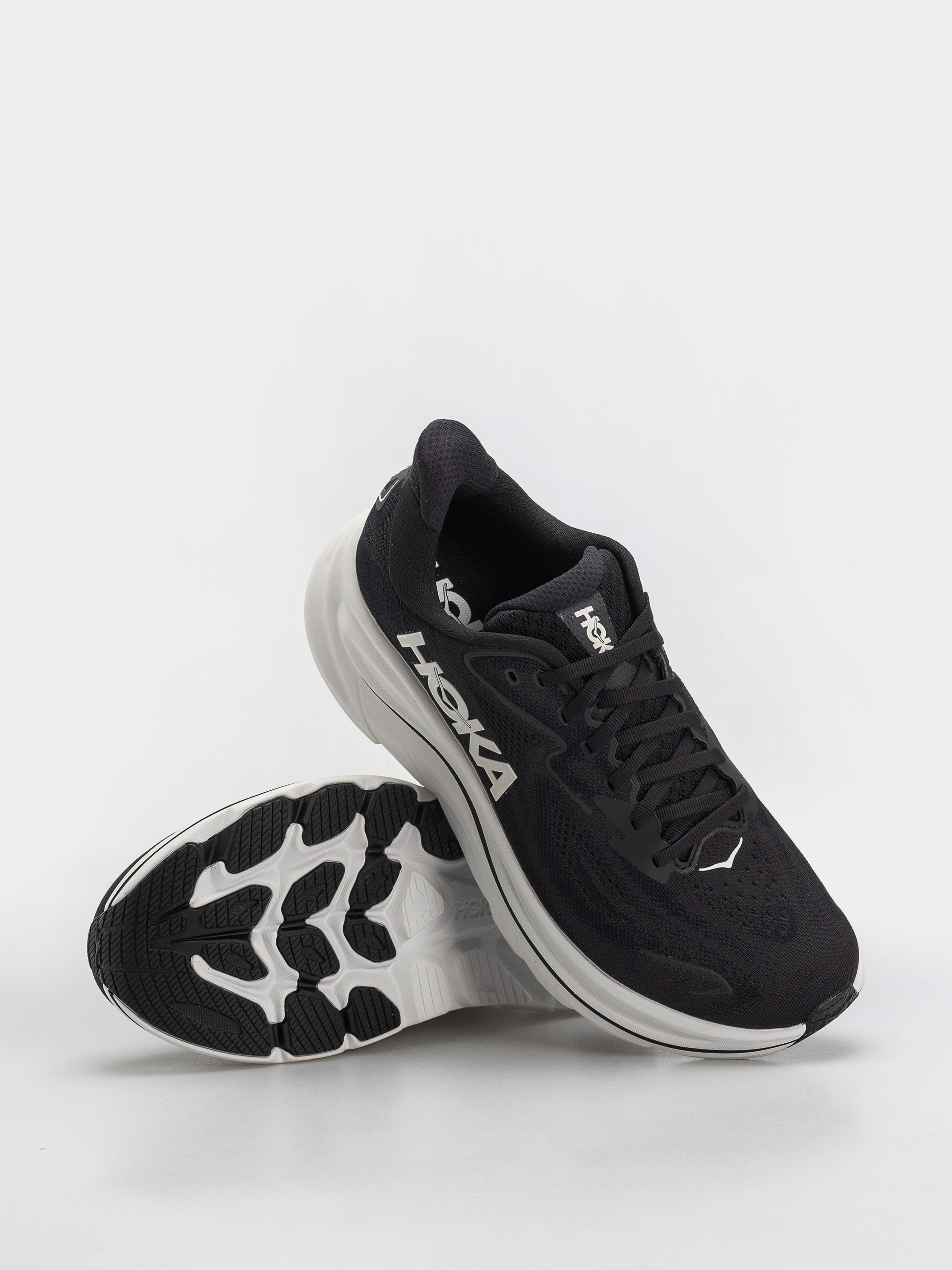 Hoka Clifton 10 Shoes (black/white)