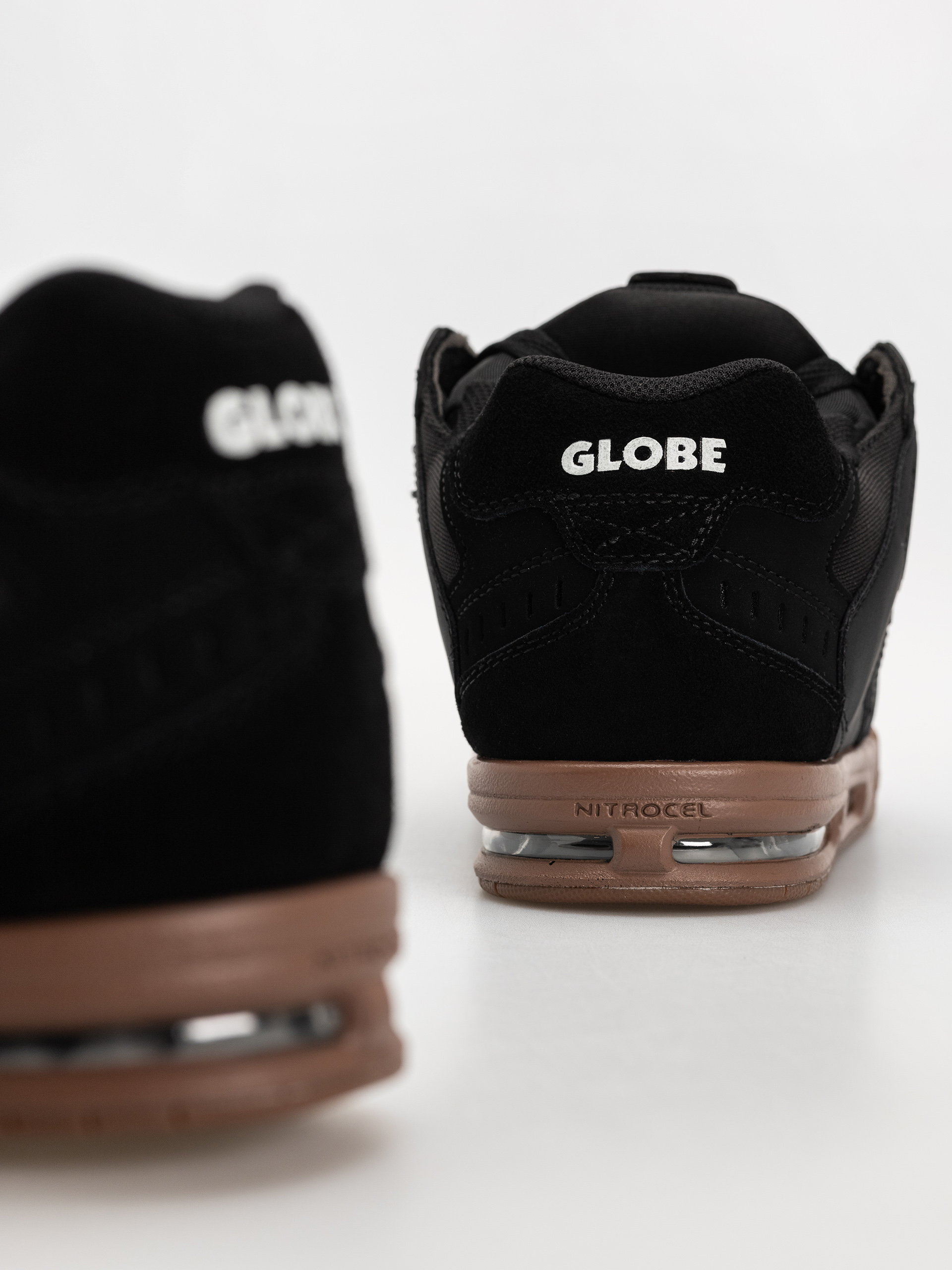 Globe Shoes Sabre (onyx/gum)