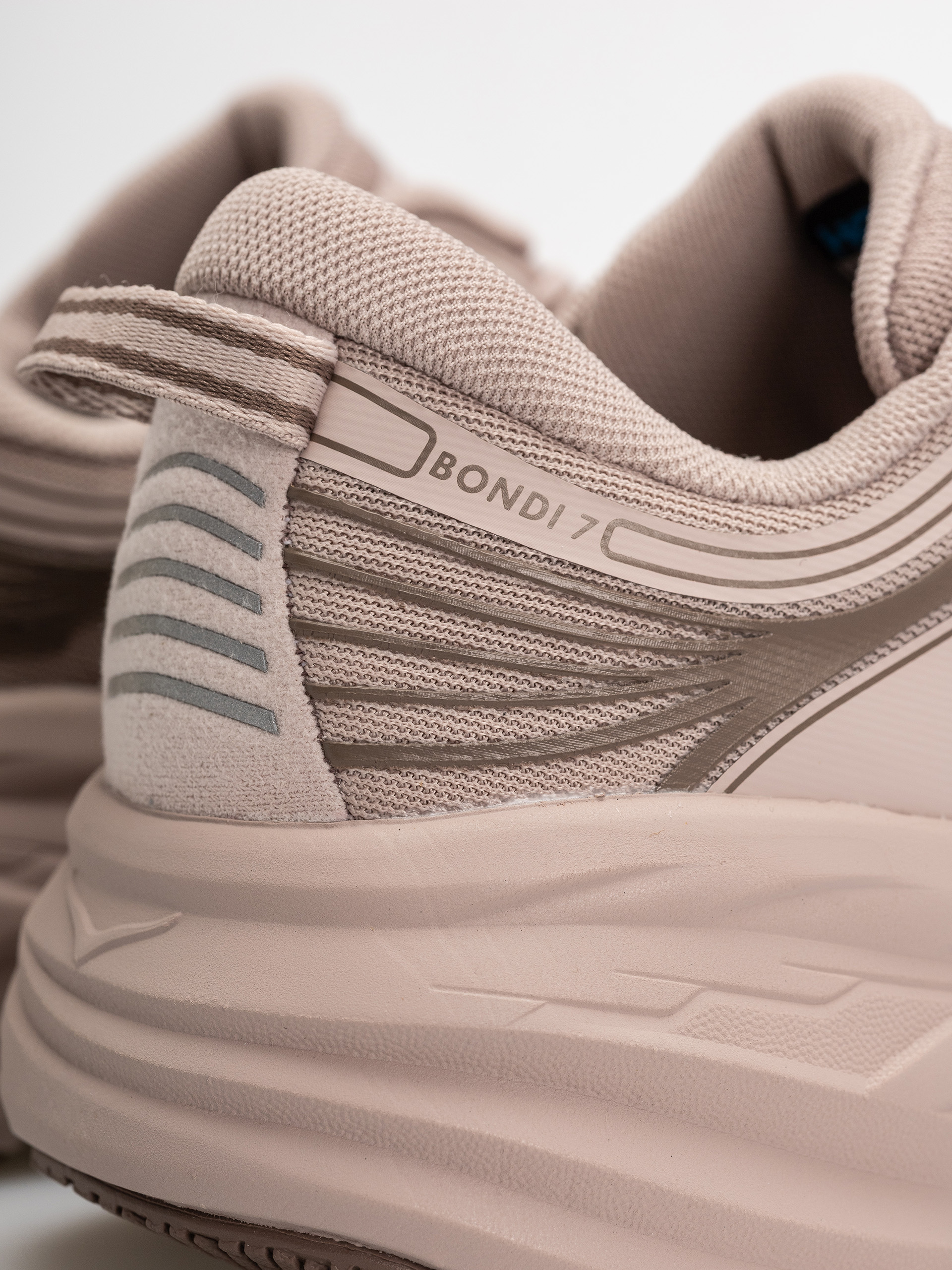 Hoka Shoes Bondi 7 Wmn (date sugar/date syrup)